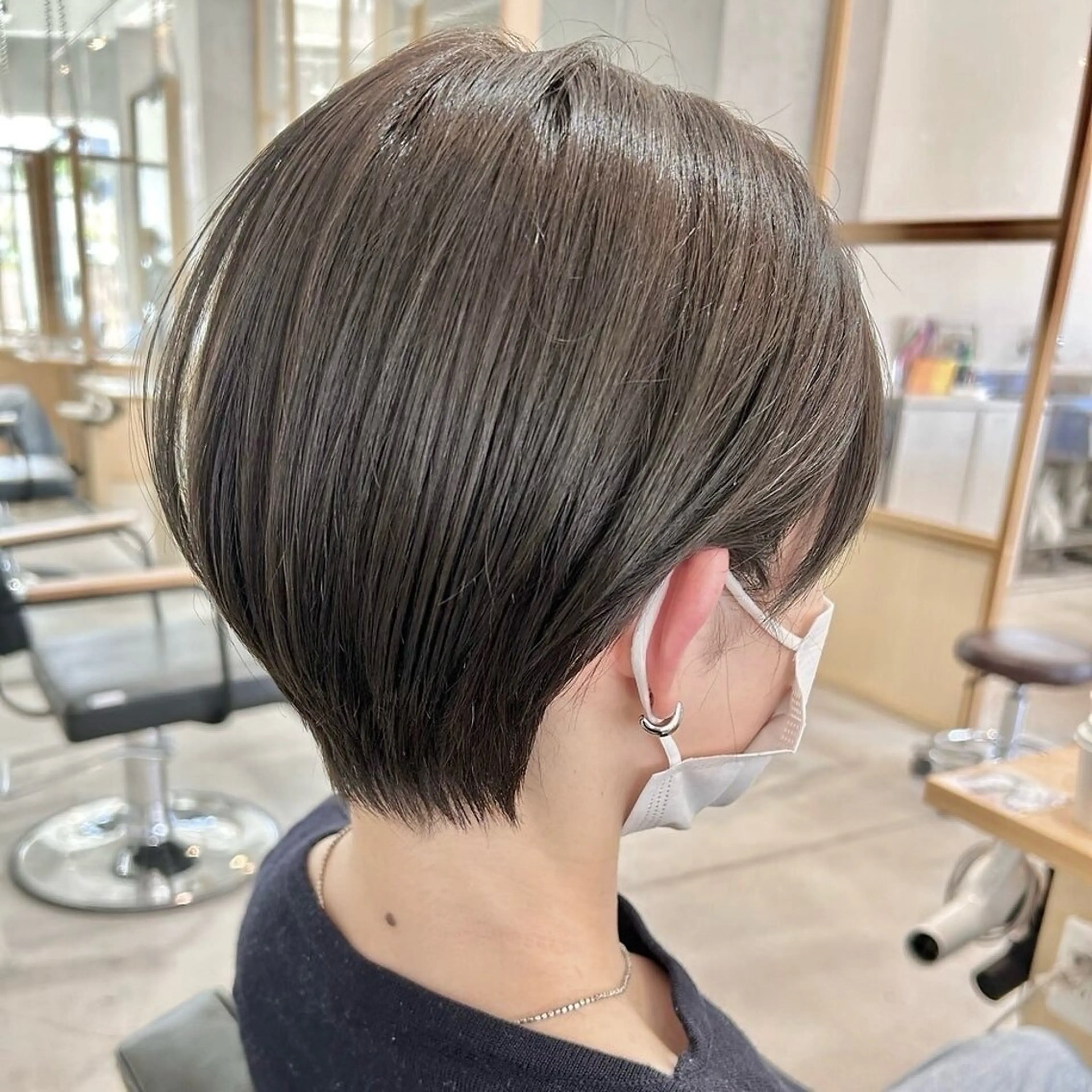 ショート カット FERIA かりんのヘアスタイル