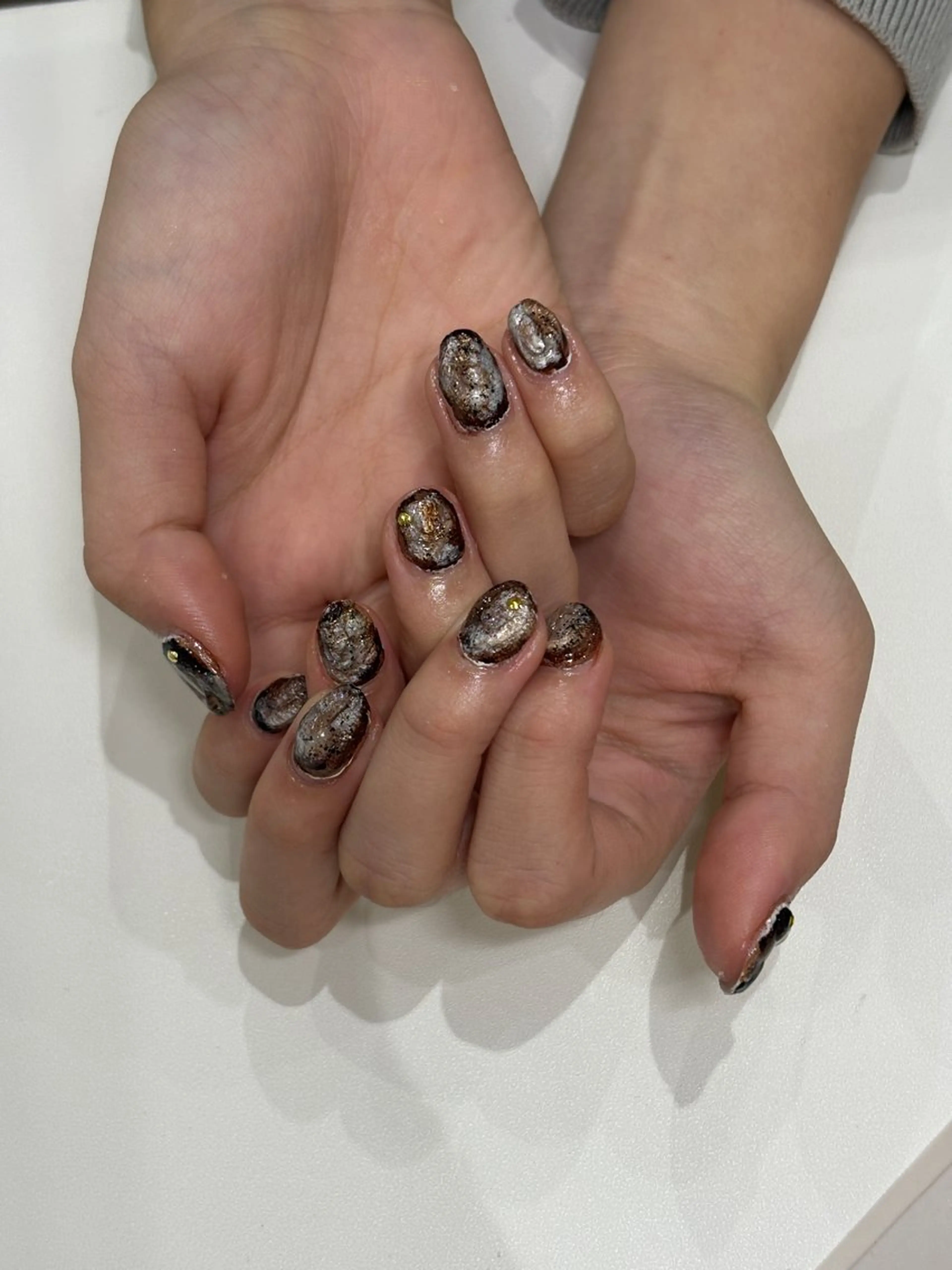 ネイル GO TODAY シェアサロン 渋谷Orla店所属・シオリ ⪩⪨のネイルデザイン