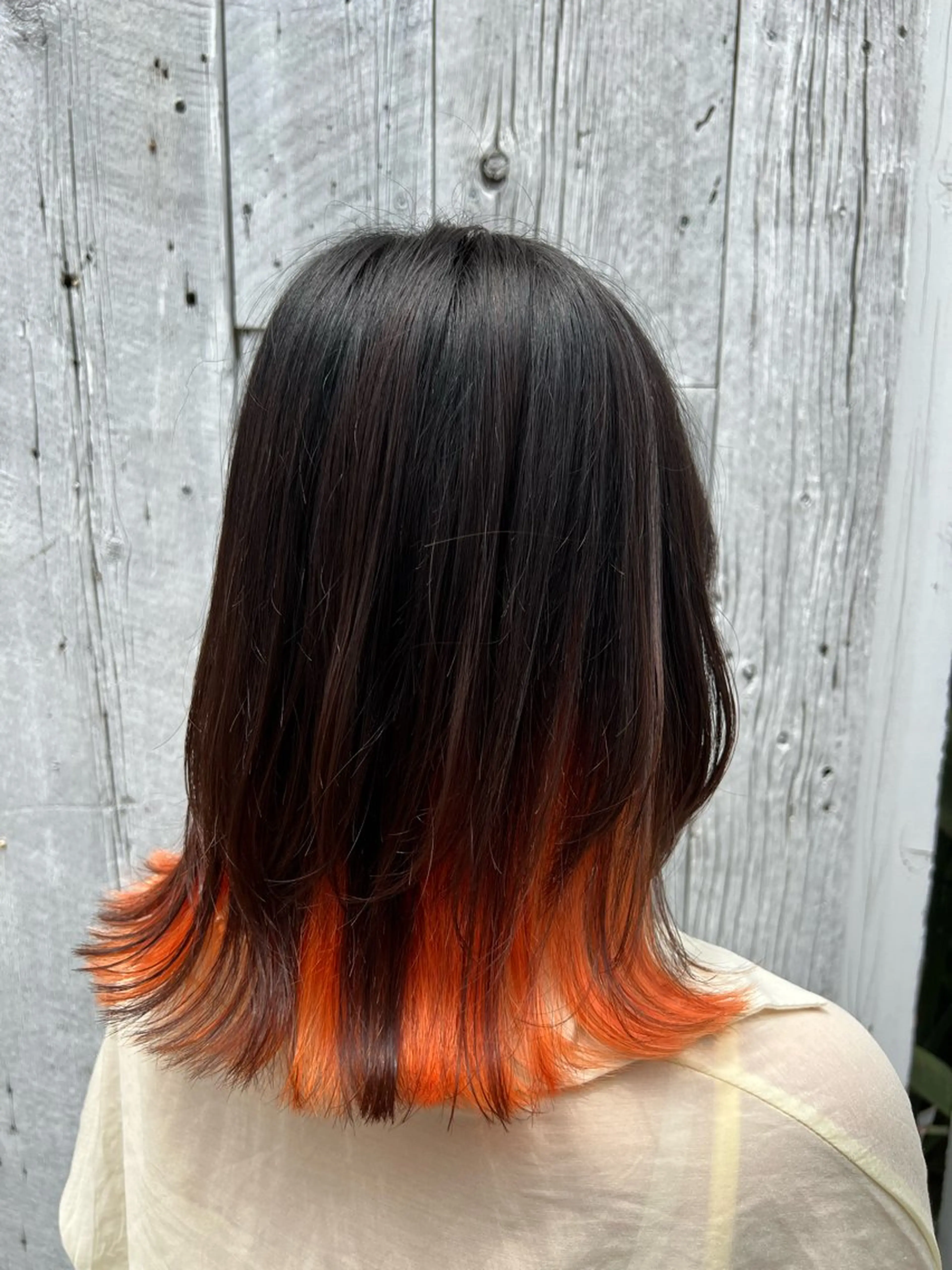 ミディアム カラー ヘアカラー トリートメント ブリーチカラー🦖 岡部木乃夏のヘアスタイル