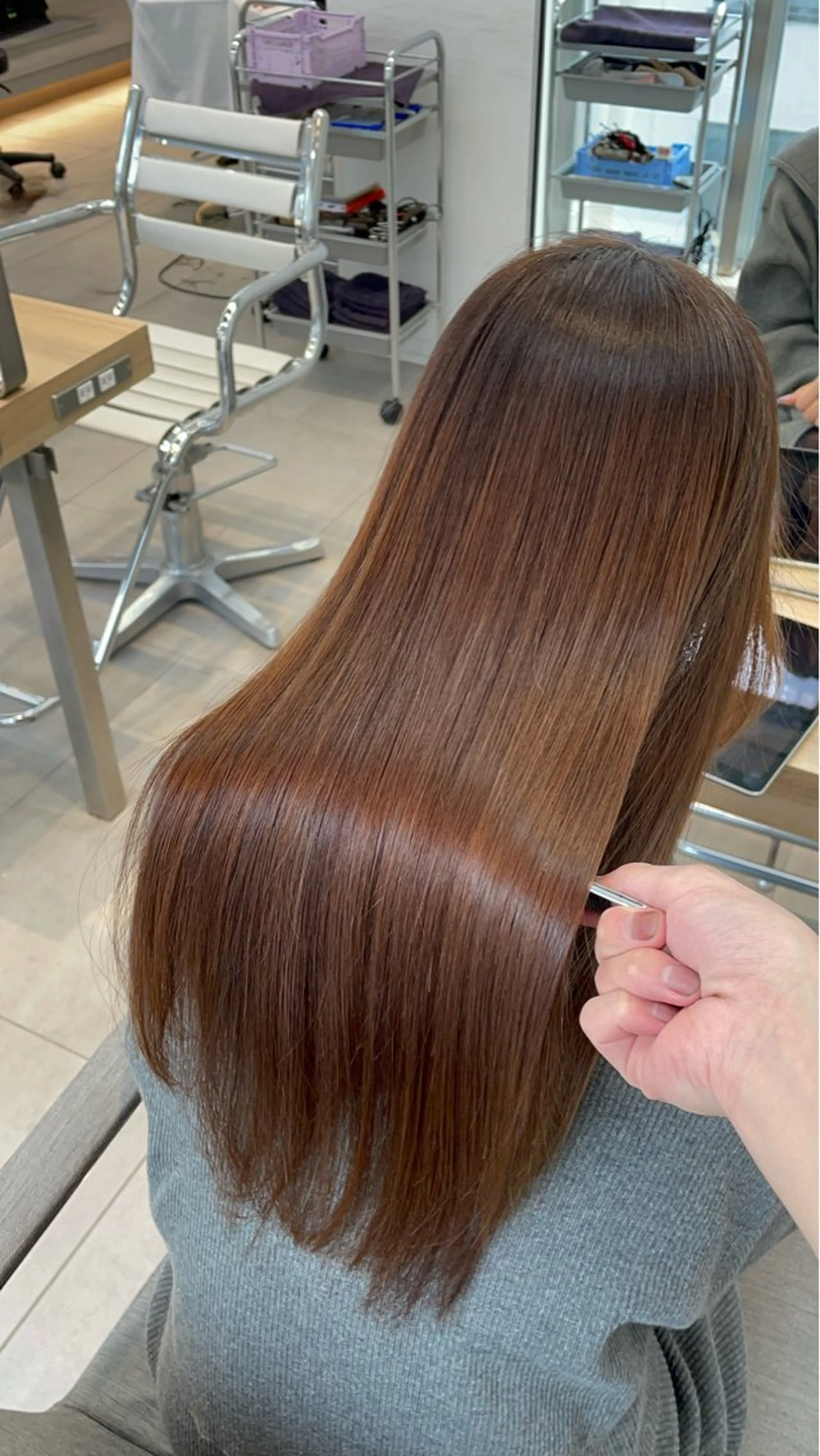 ロング パーマ カット 縮毛矯正 トリートメント ヘッドスパ ✨髪質改善✨美髪 矯正🫧小泉のヘアスタイル