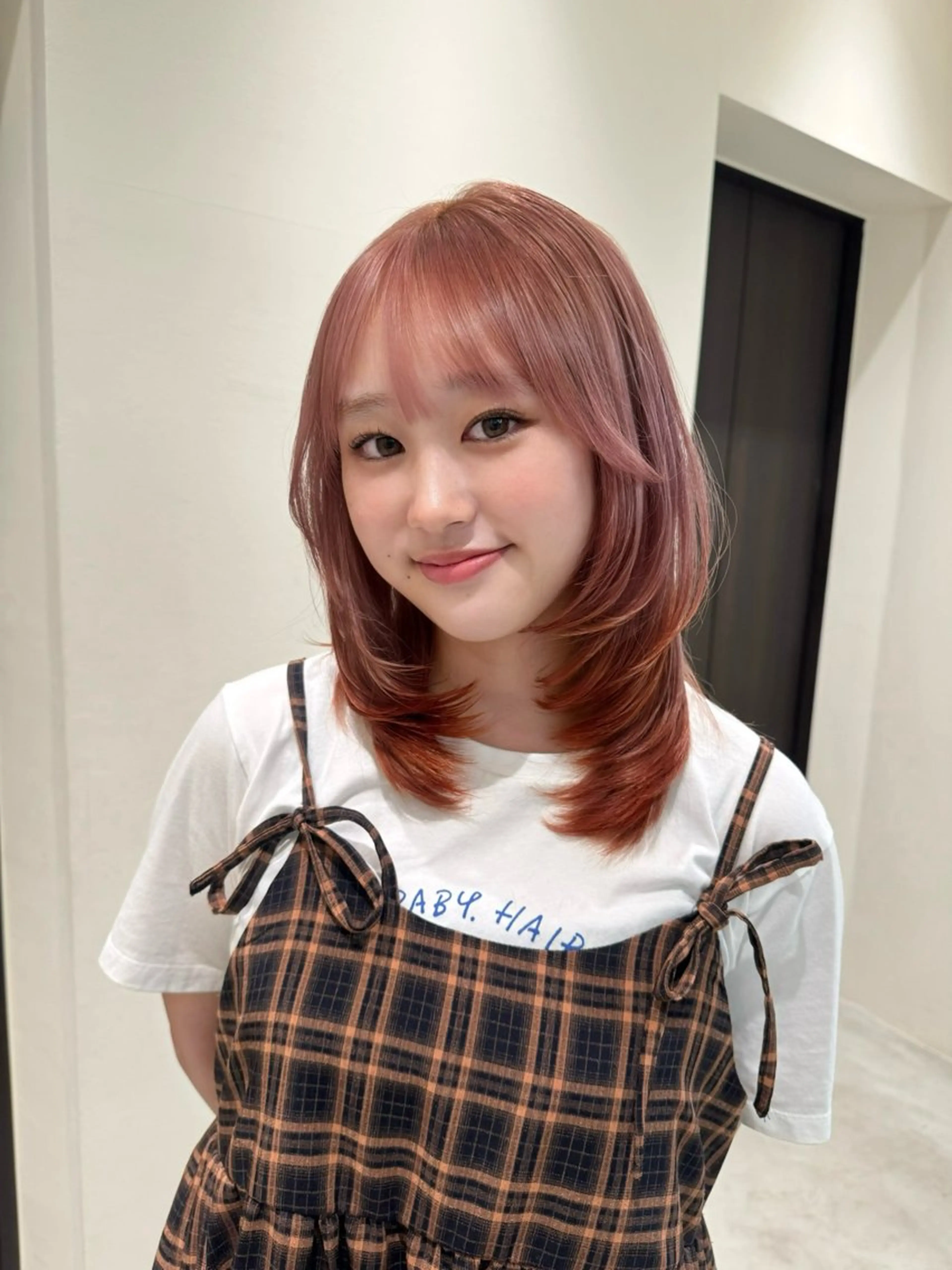 ロング 似合わせカット ヘアカラー トリートメント i.GINZA所属・艶ハイトーン/ レイヤー／ボブのヘアスタイル