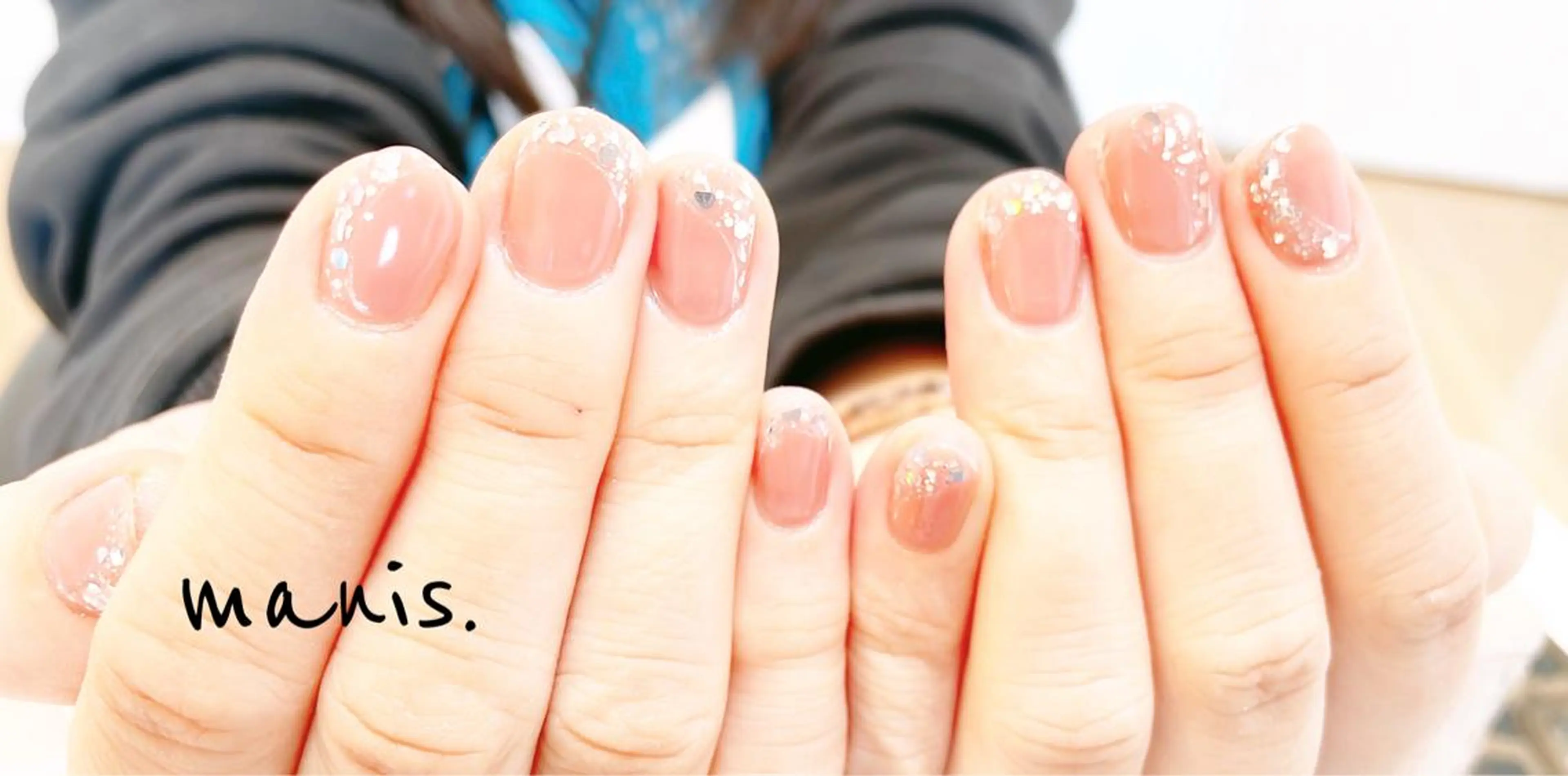ネイル manis .のネイルデザイン