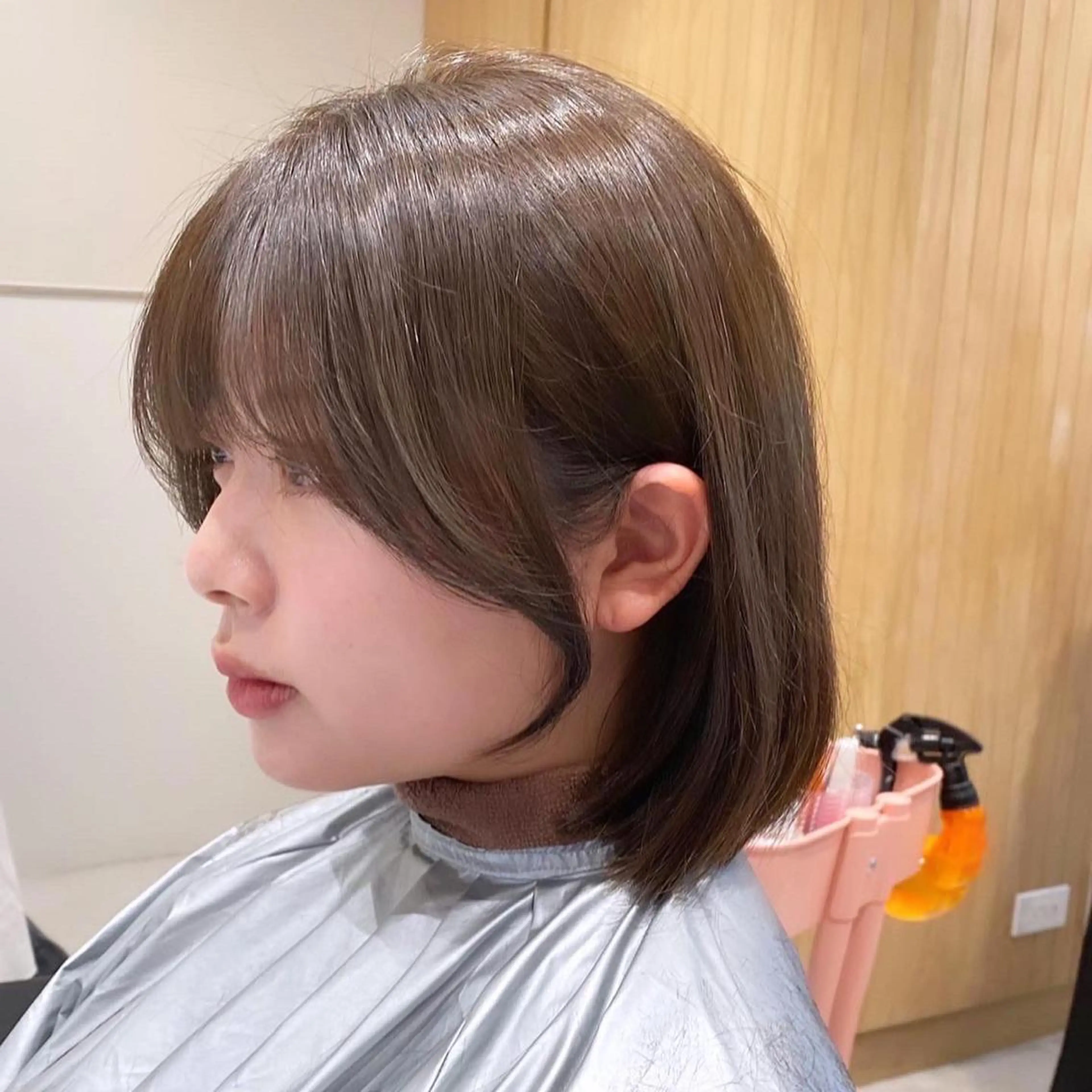 ミディアム 顔周りカット カット ヘアカラー トリートメント 韓国くびれレイヤー 🇰🇷はづきのヘアスタイル