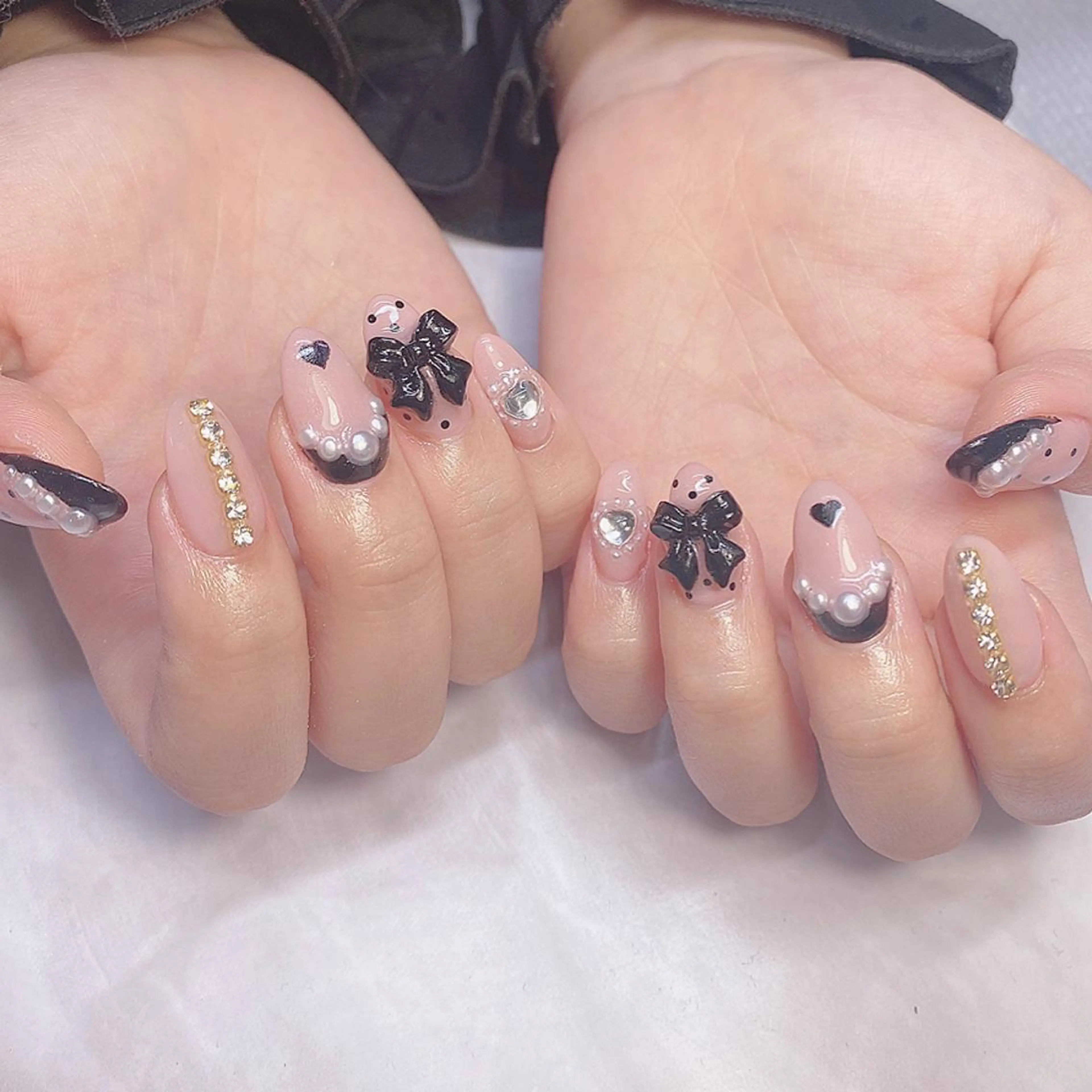 ネイル リボン RiLion💗 Risa🦋💜のネイルデザイン