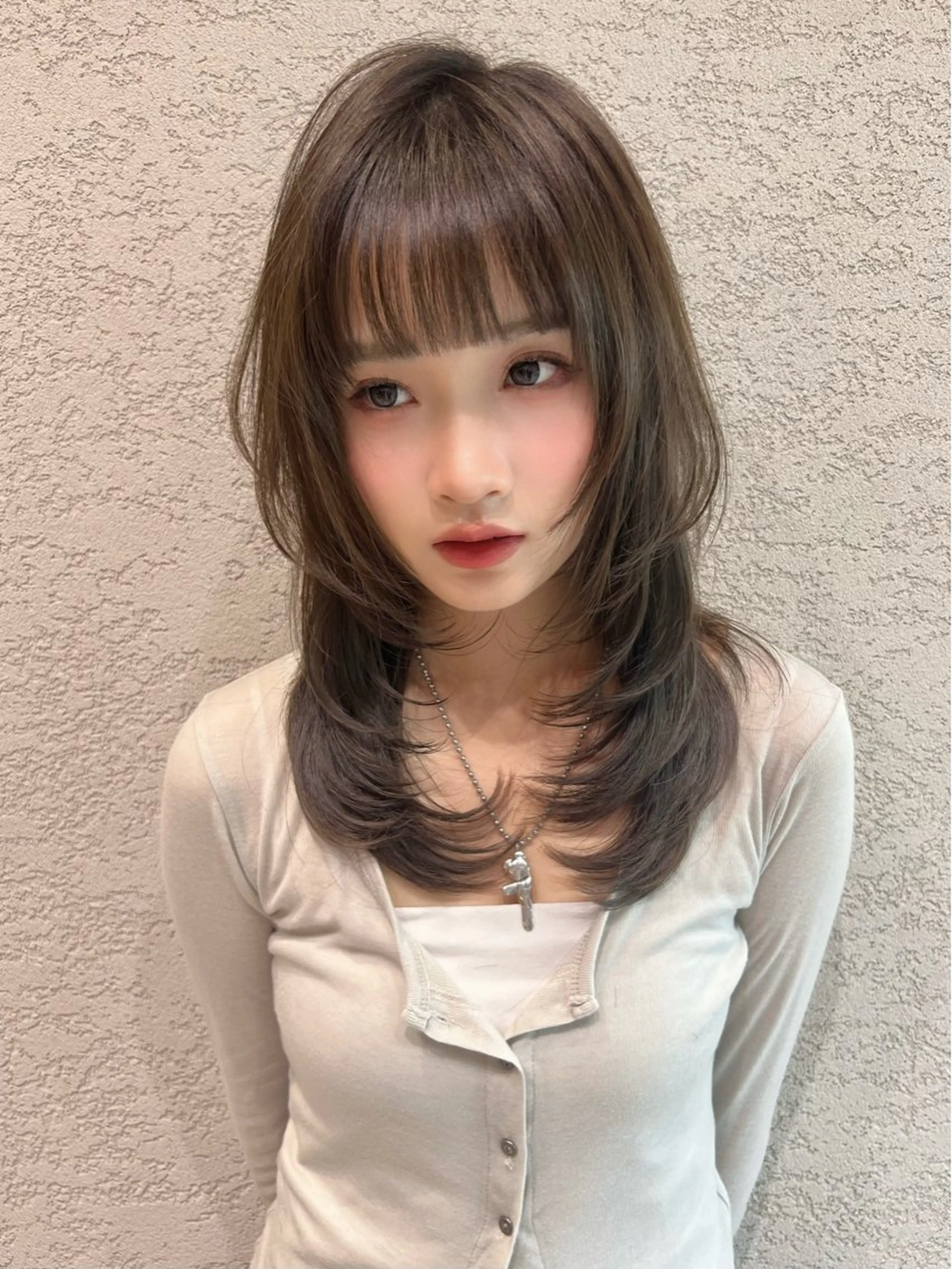 セミロング カラー カット ヘアカラー トリートメント レイヤー/韓国 ハイトーン興津史弥のヘアスタイル