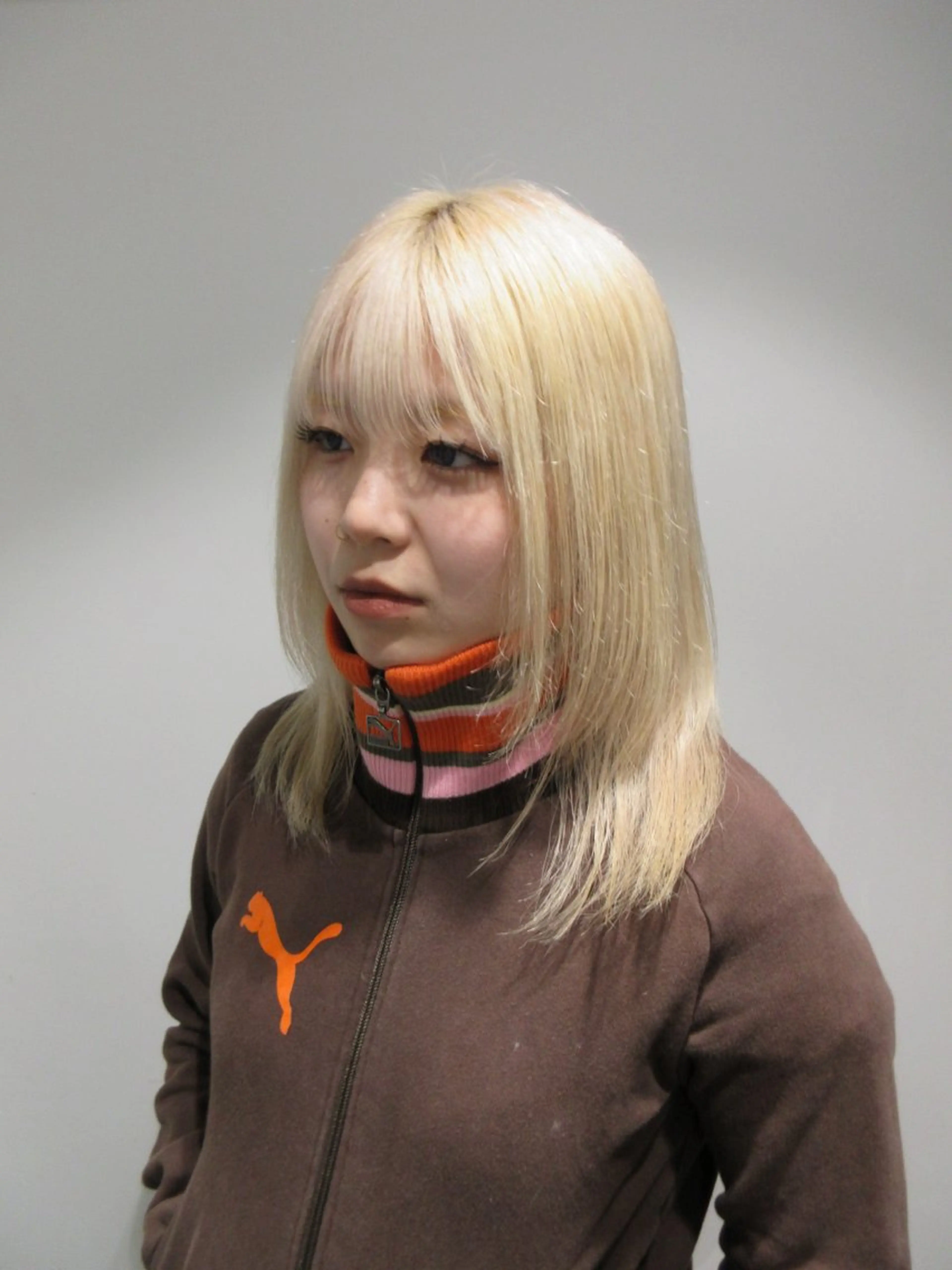 セミロング カラー ブリーチ ブロンド ホワイトブロンド ボブカット🌀✷/ 堀内志茉のヘアスタイル
