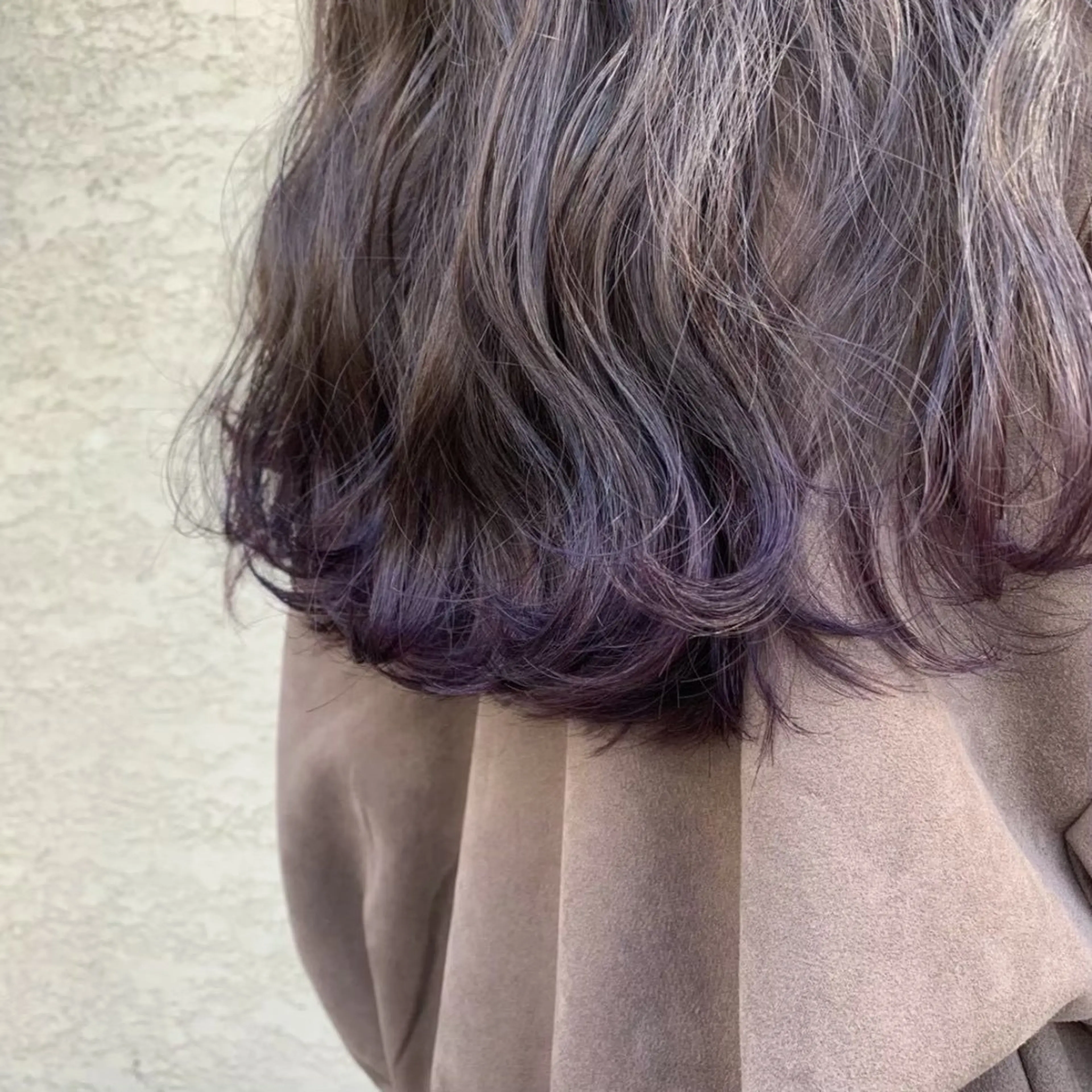 ロング カラー ヘアカラー トリートメント 衣川 胡桃のヘアスタイル