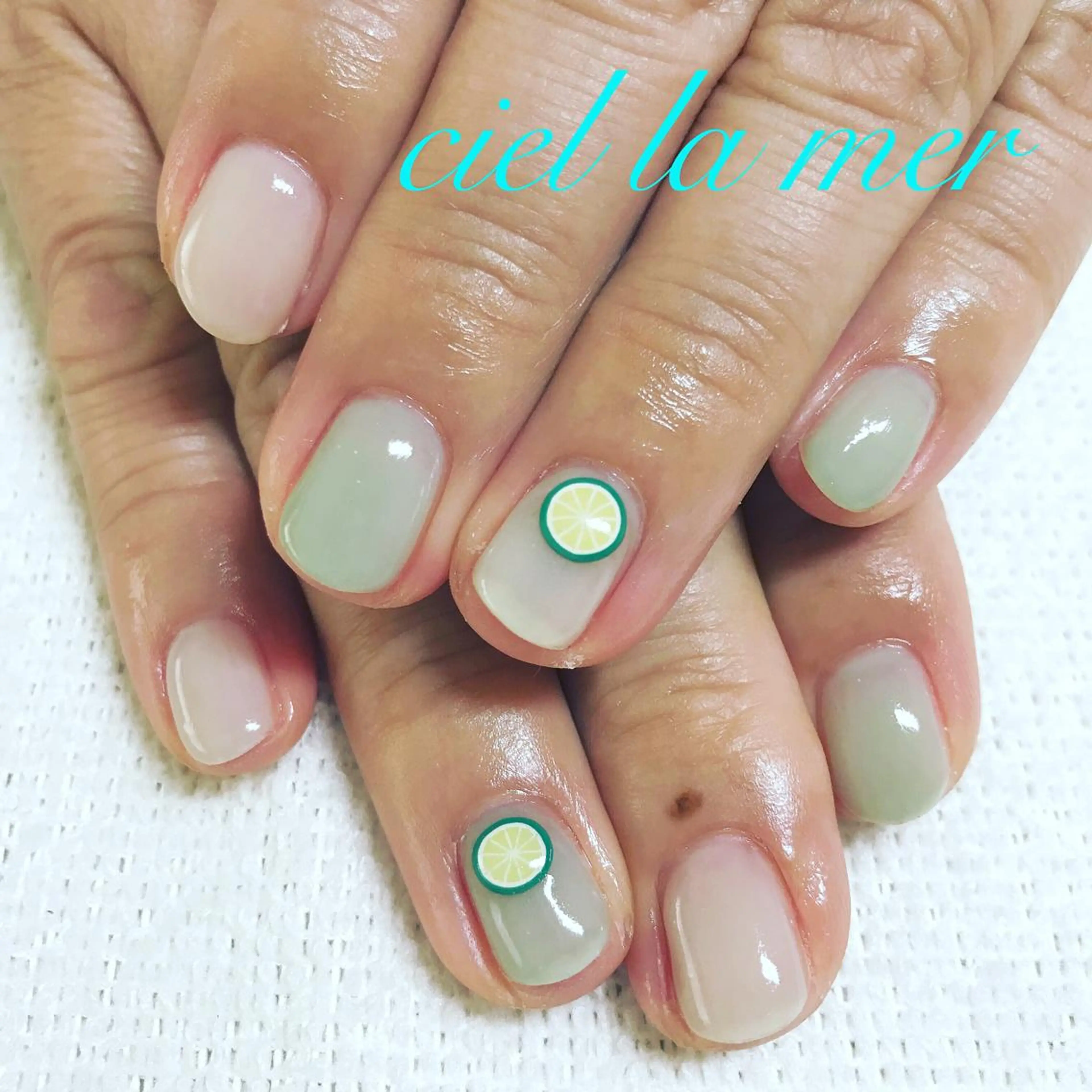 ネイル ハンドネイル フットネイル ciel la merのネイルデザイン