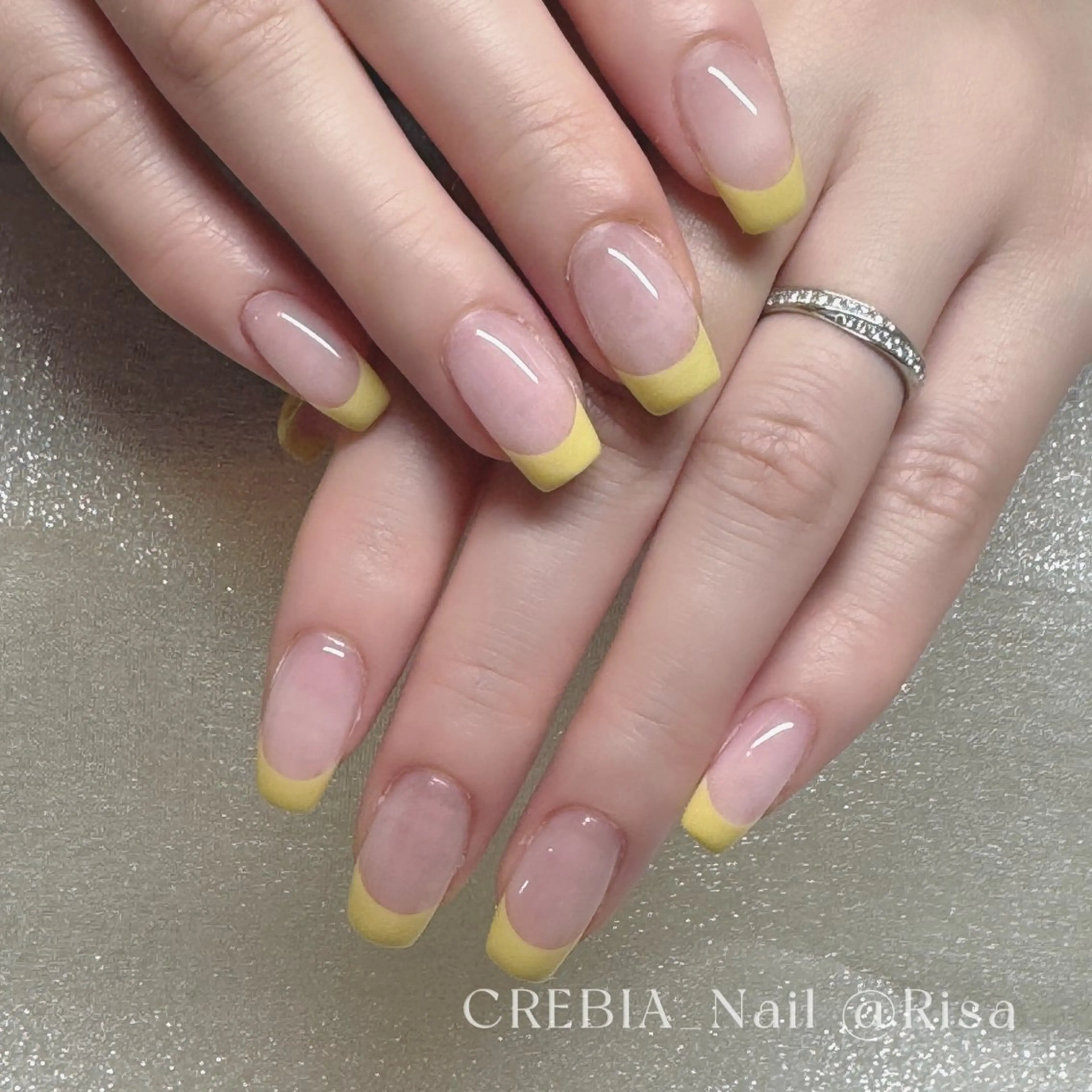 ネイル フレンチネイル CREBIA beaute ネイル部所属・CREBIA @Risaのネイルデザイン