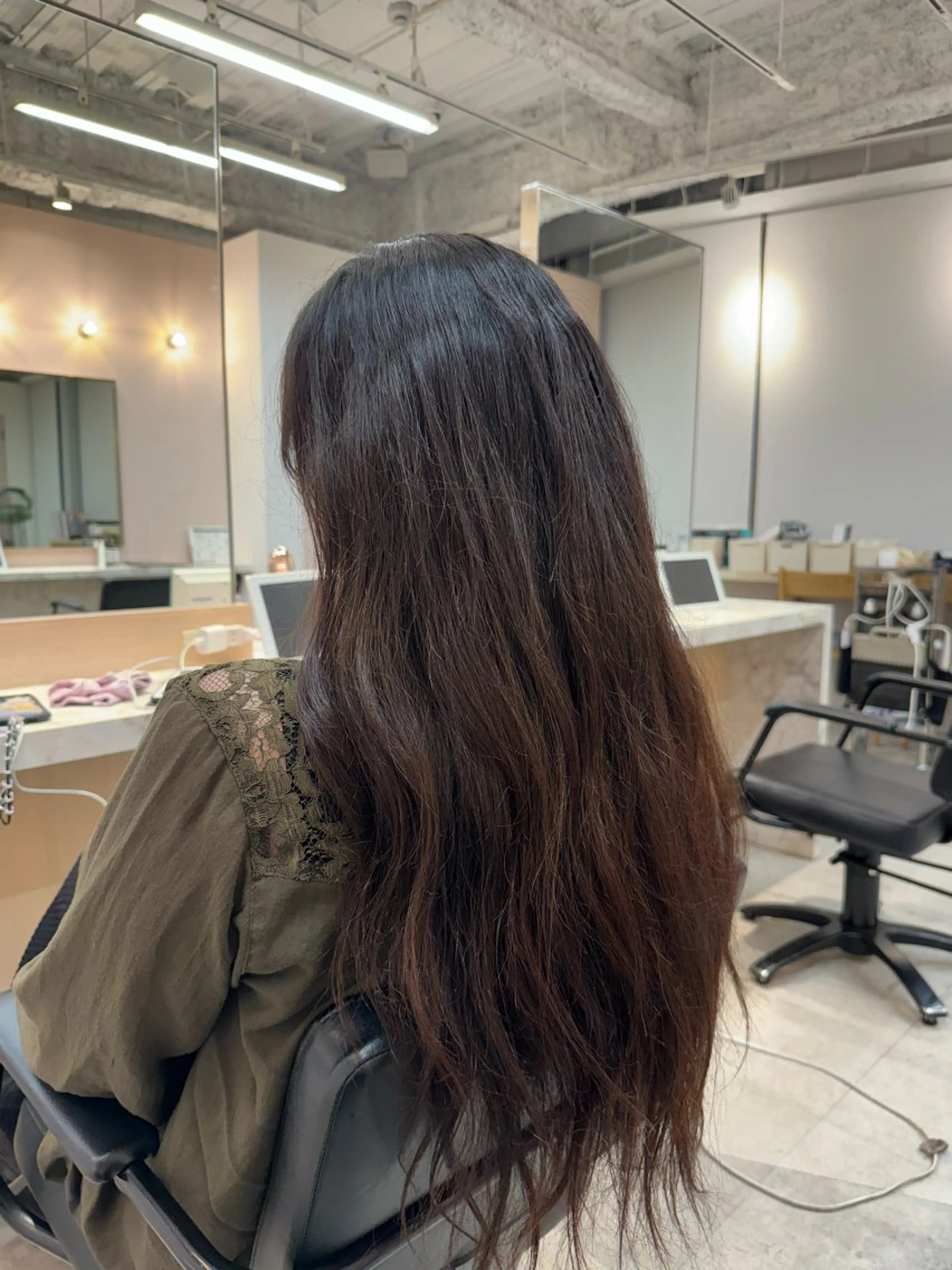 ロング カット 縮毛矯正 トリートメント LallYou金山所属・田中俊/レイヤー/ 縮毛矯正のヘアスタイル