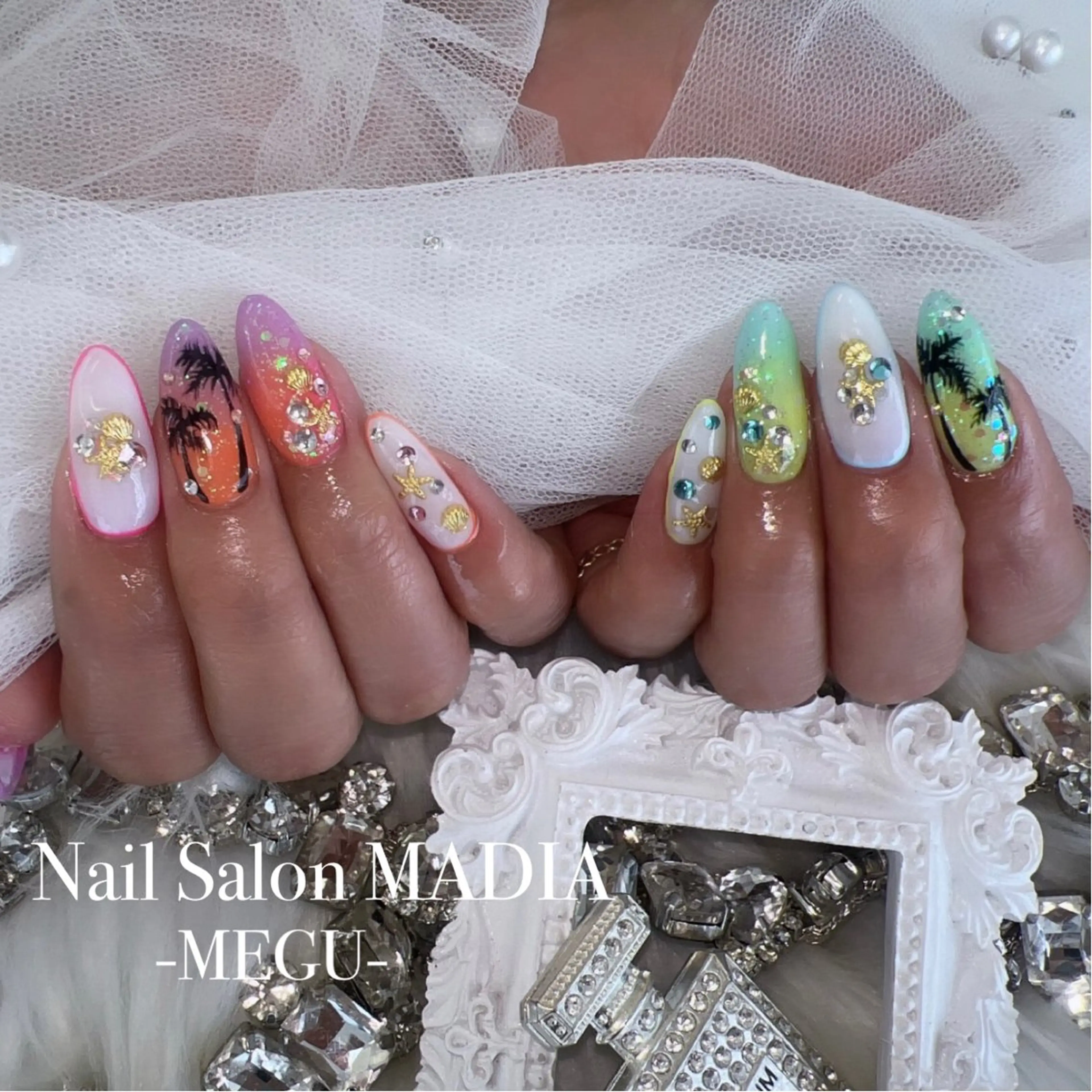 ネイル MADIA藤沢所属・MADIA MEGUのネイルデザイン