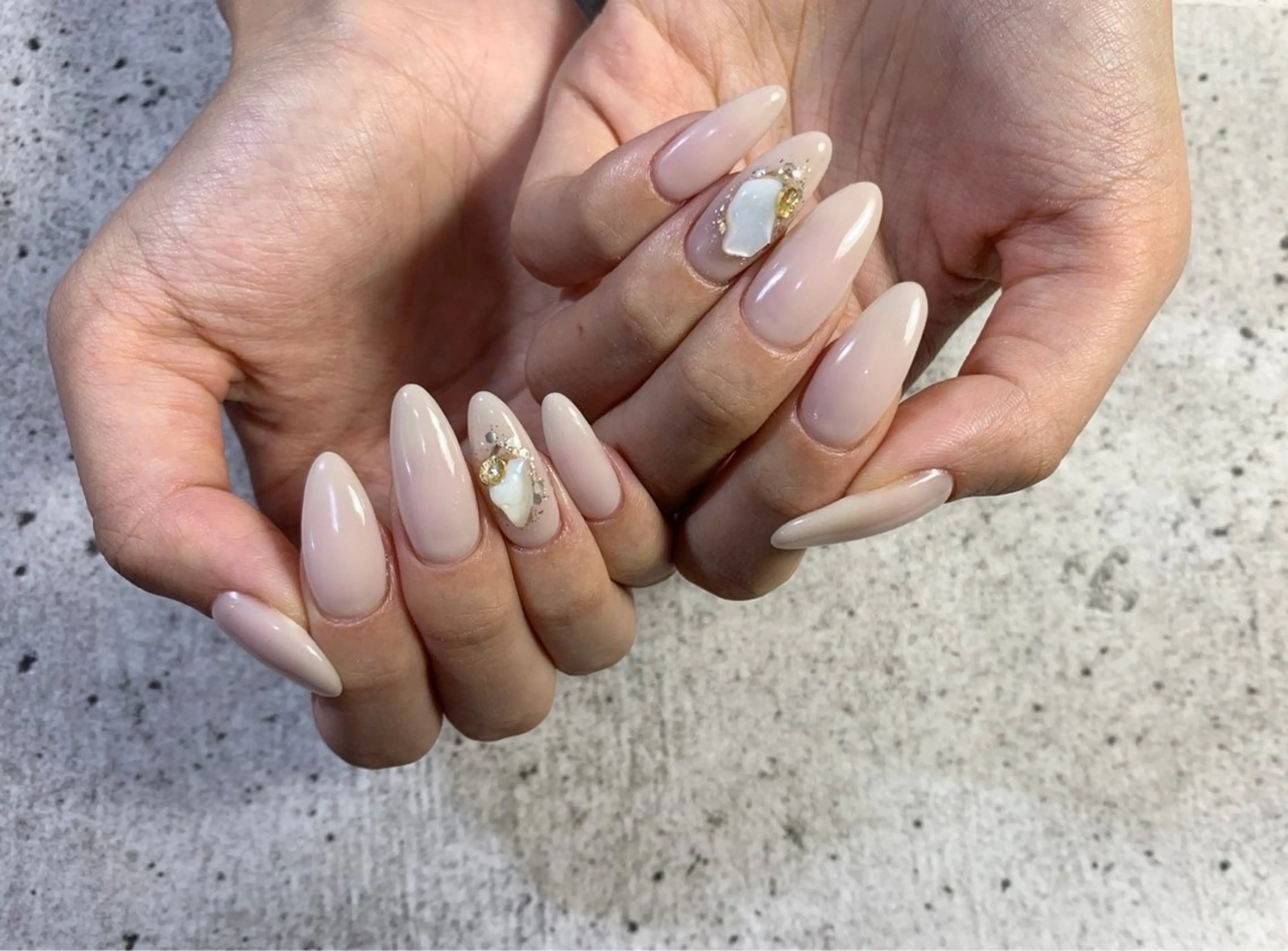 ネイル アートネイル un jour所属・nailsalon unjourのネイルデザイン