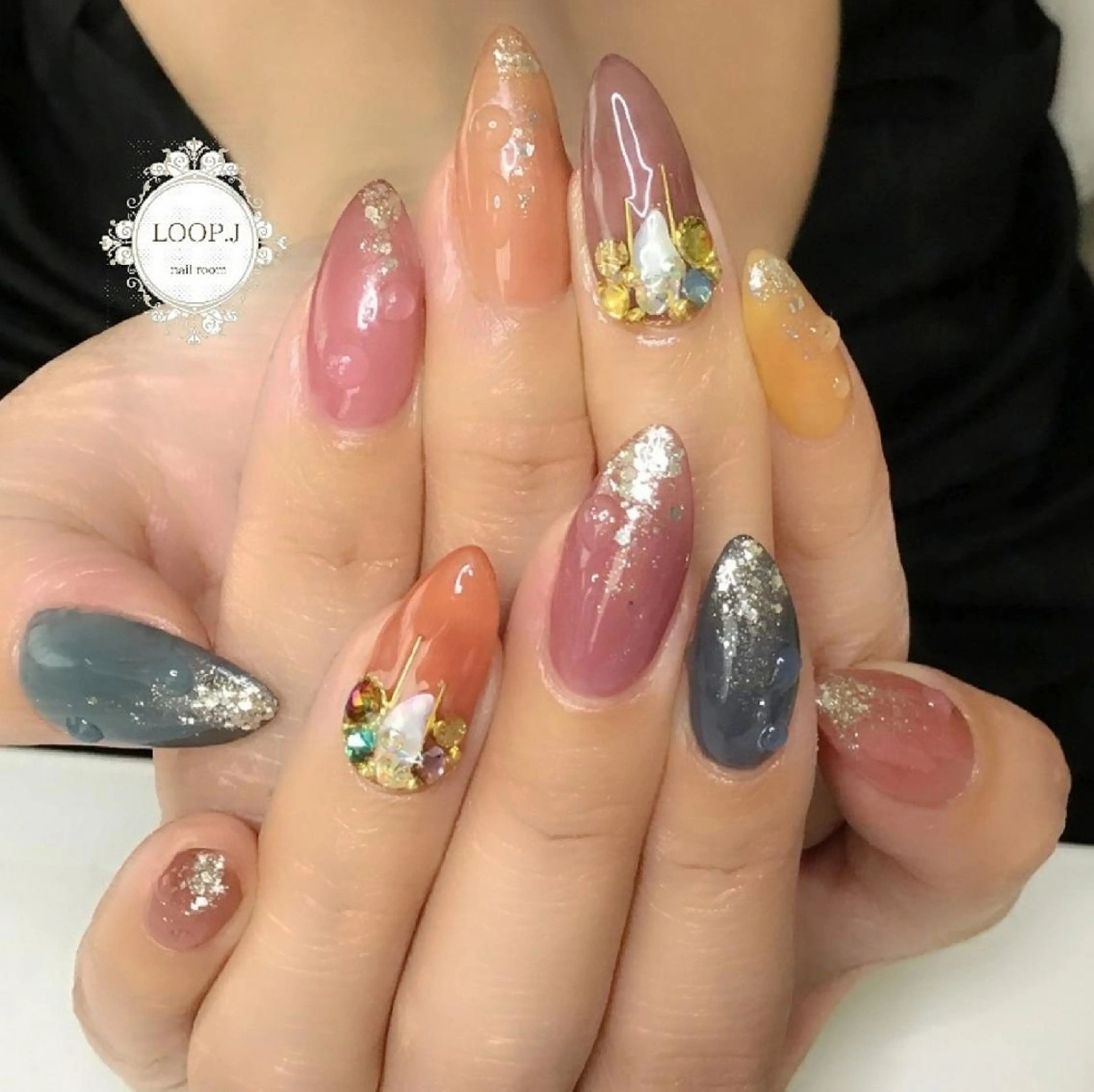 ネイル ハンドネイル おおくぼ めぐみのネイルデザイン