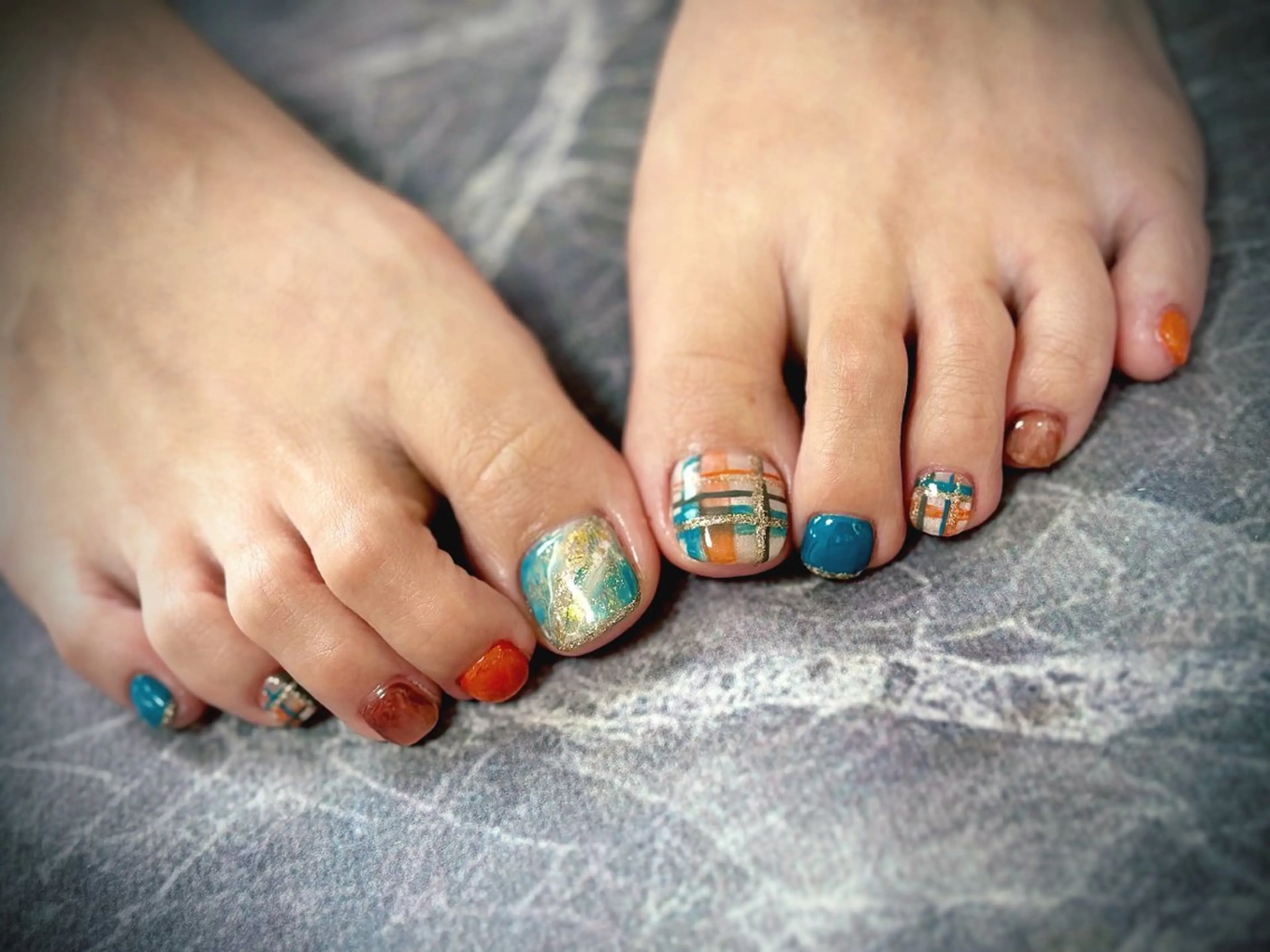 フットネイル(アート片足各3〜5本・オフあり)の写真