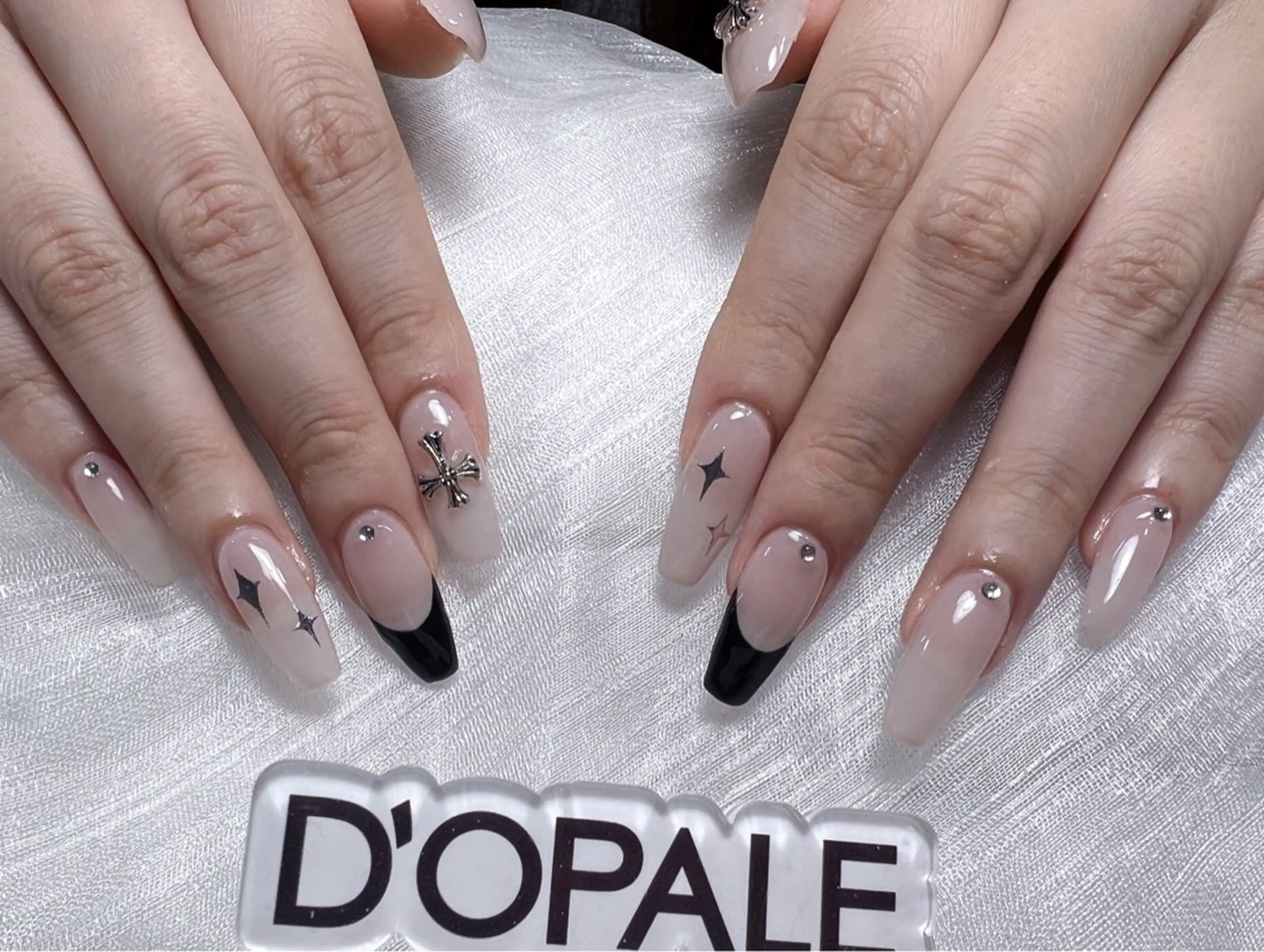 ネイル ハンドネイル D‘OPALEサロン所属・トパサロン 上野kkのネイルデザイン