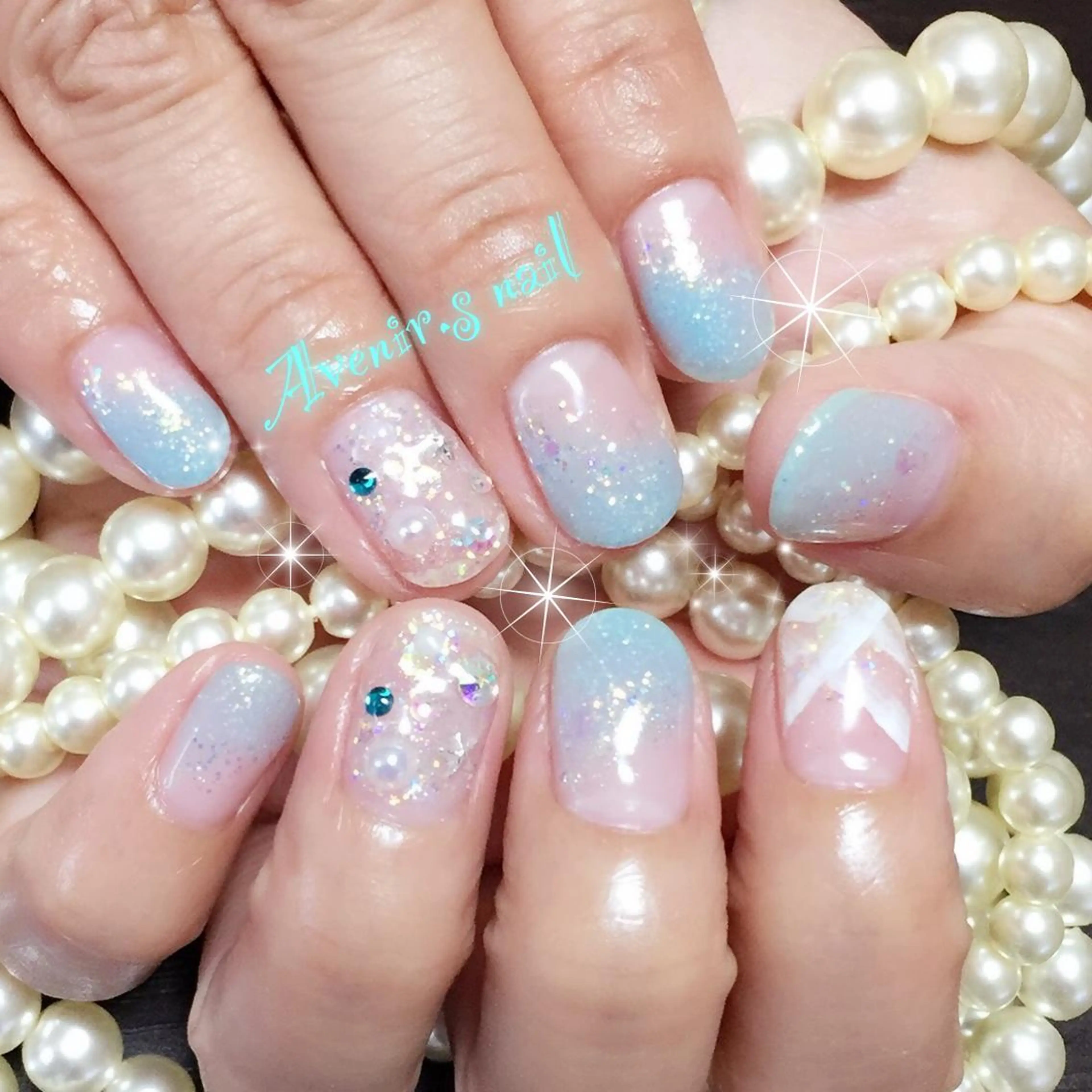 ネイル アートネイル グラデーション Home Salon Avenir.のネイルデザイン