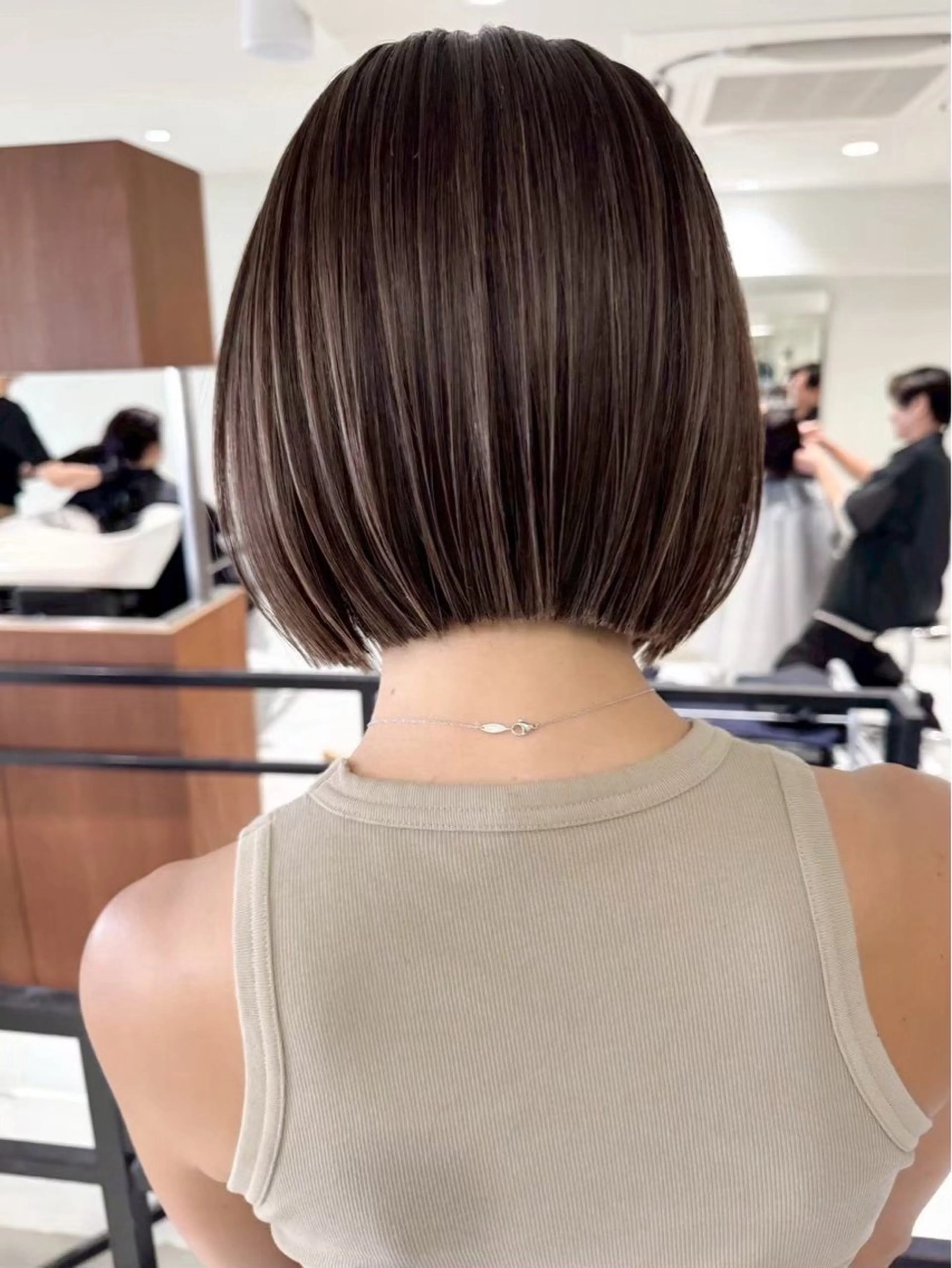 ショート ボブ 艶髪ハイトーン 💎凜💎のヘアスタイル