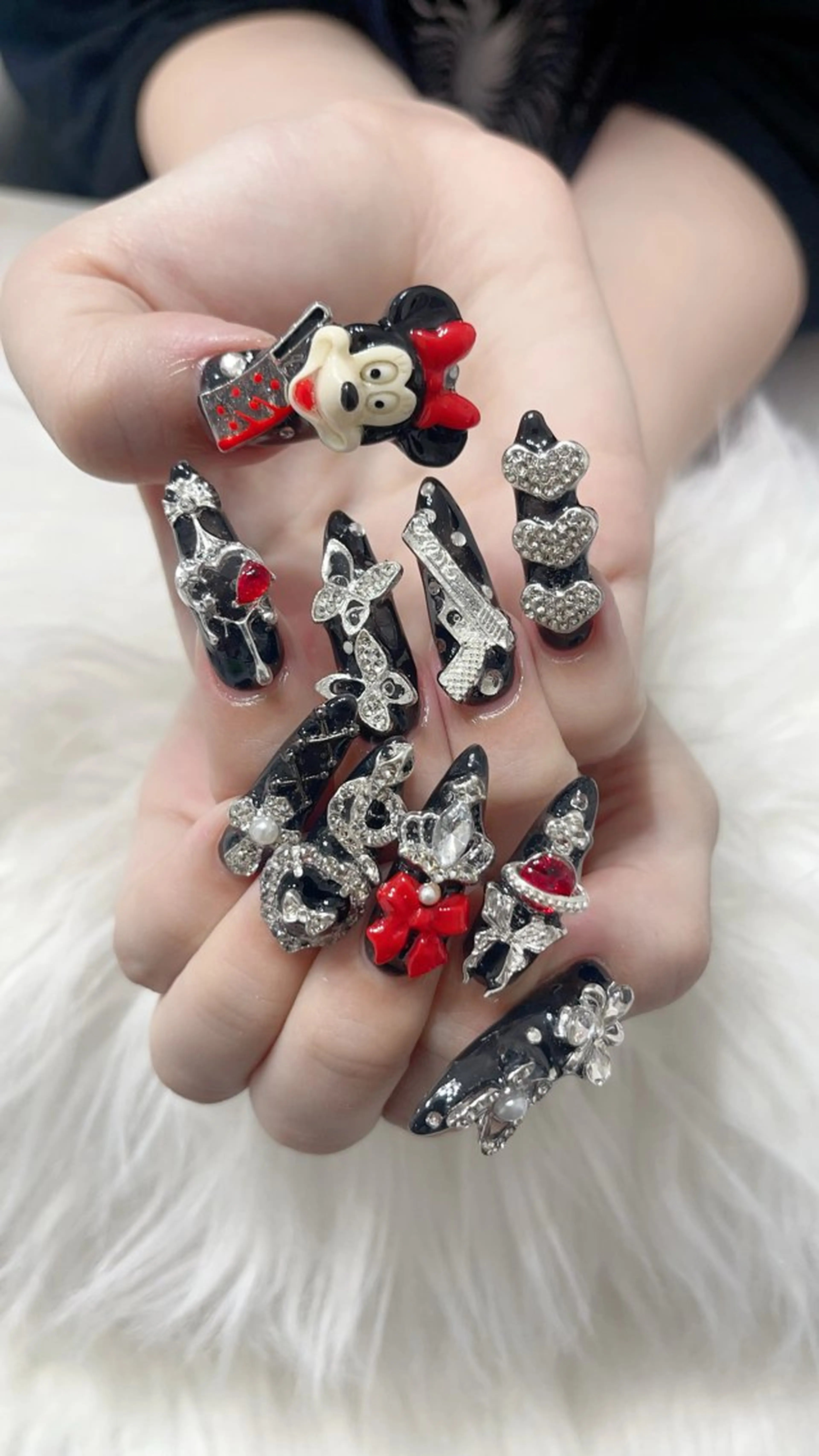 ネイル 菲菲ネイルサロン所属・FF フィフィネイルサロンのネイルデザイン