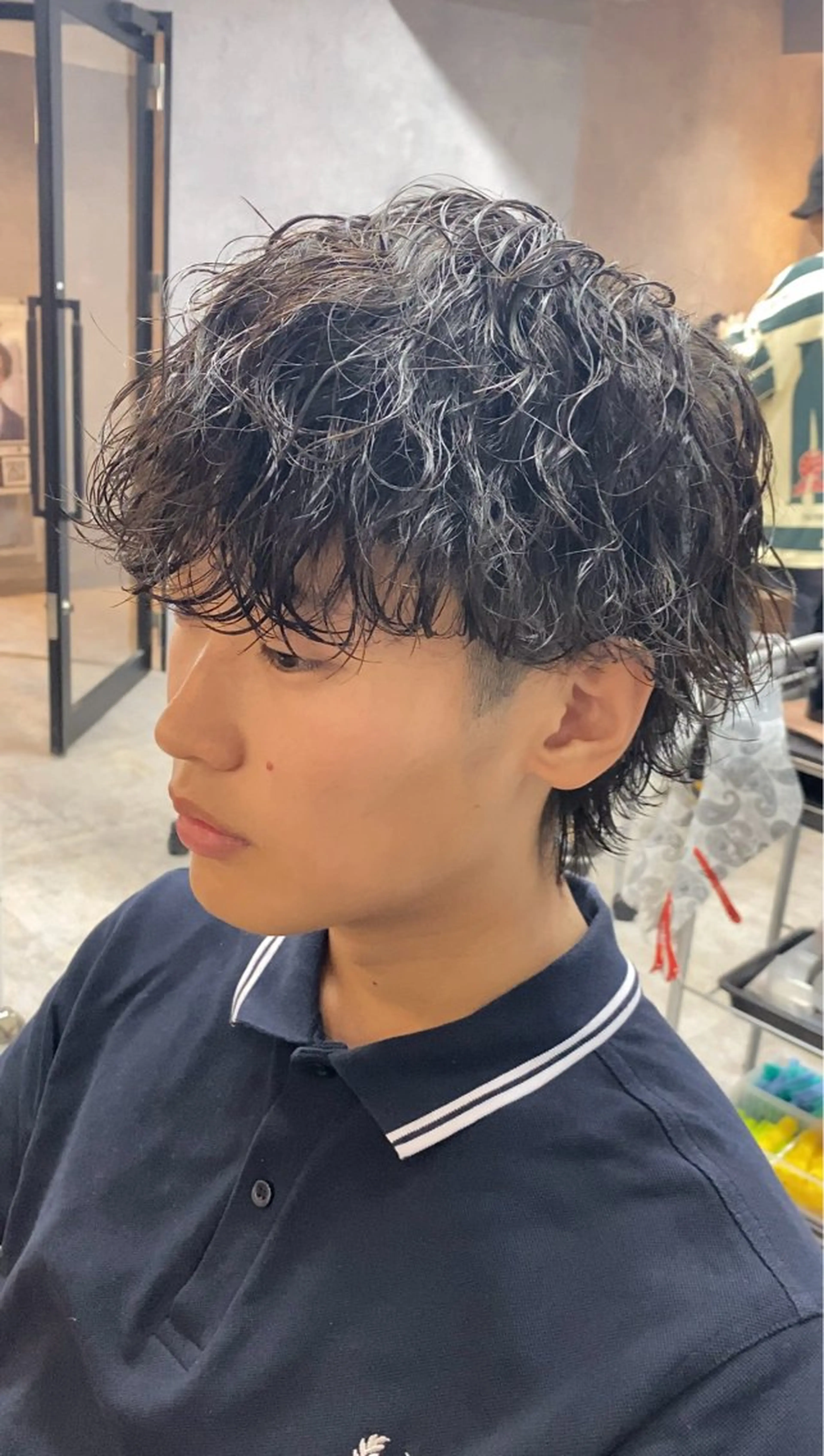 パーマ メンズ 波巻きパーマ メンズウルフカット ウルフカット カット パーマ メンズサロンANDY 御堂筋なんば店所属・大阪メンズヘアのプロ 高橋 直希のヘアスタイル