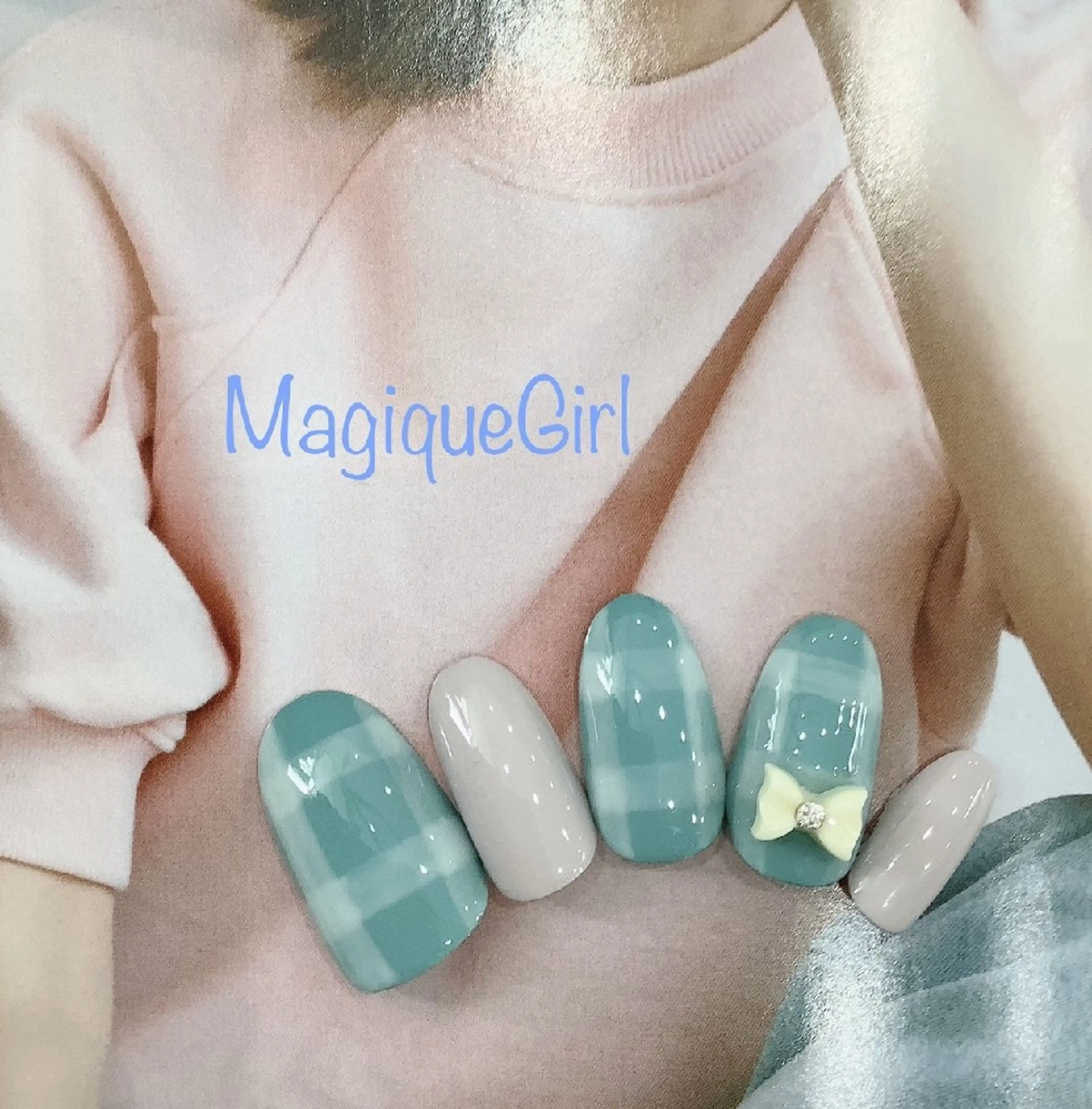 ネイル ハンドネイル Magique Girlのネイルデザイン
