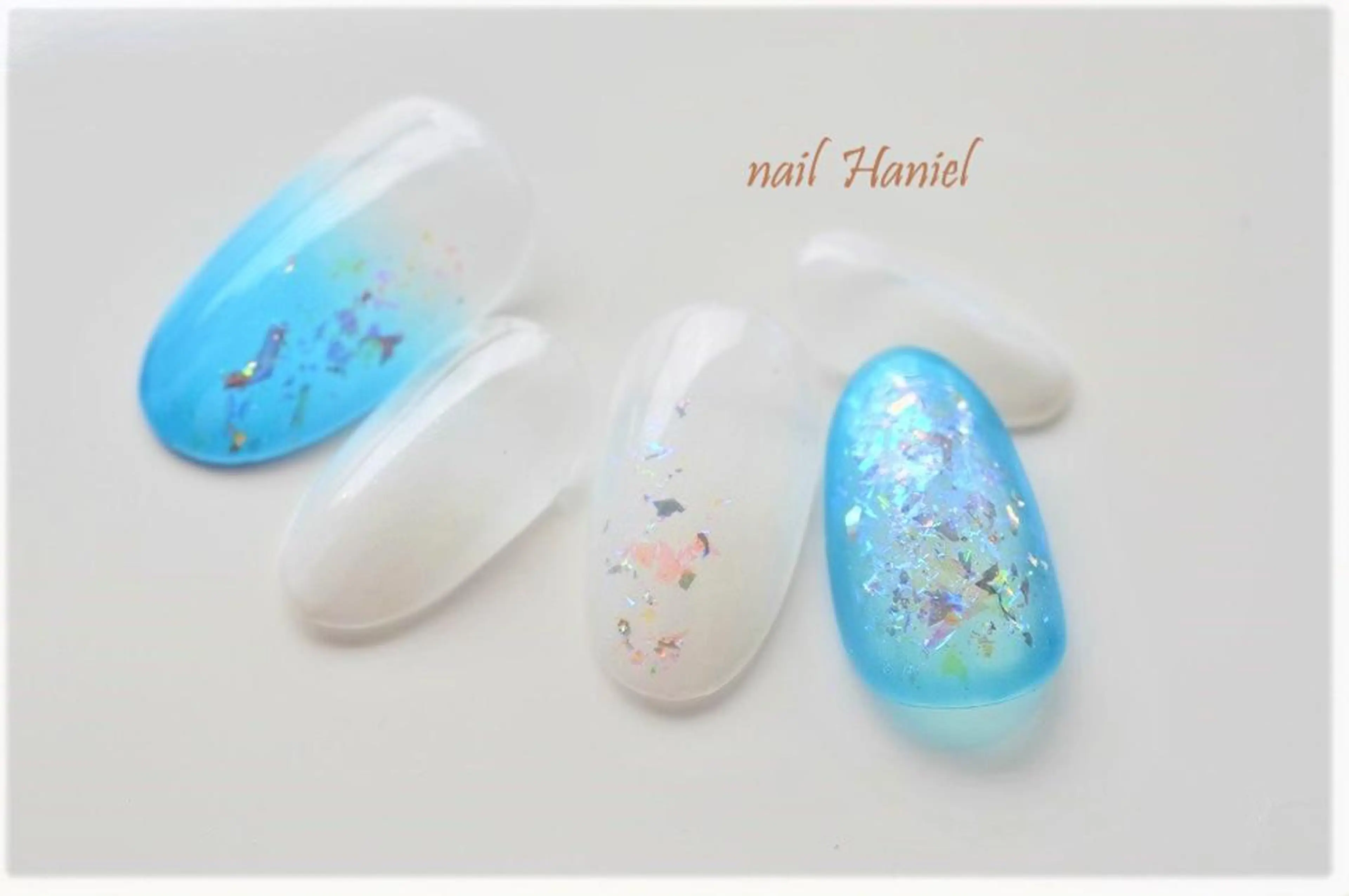 ネイル フットネイル ジェルネイル キラキラネイル 夏ネイル nail Haniel所属・半蔵門サロンハニエル 魅神 ちよのネイルデザイン