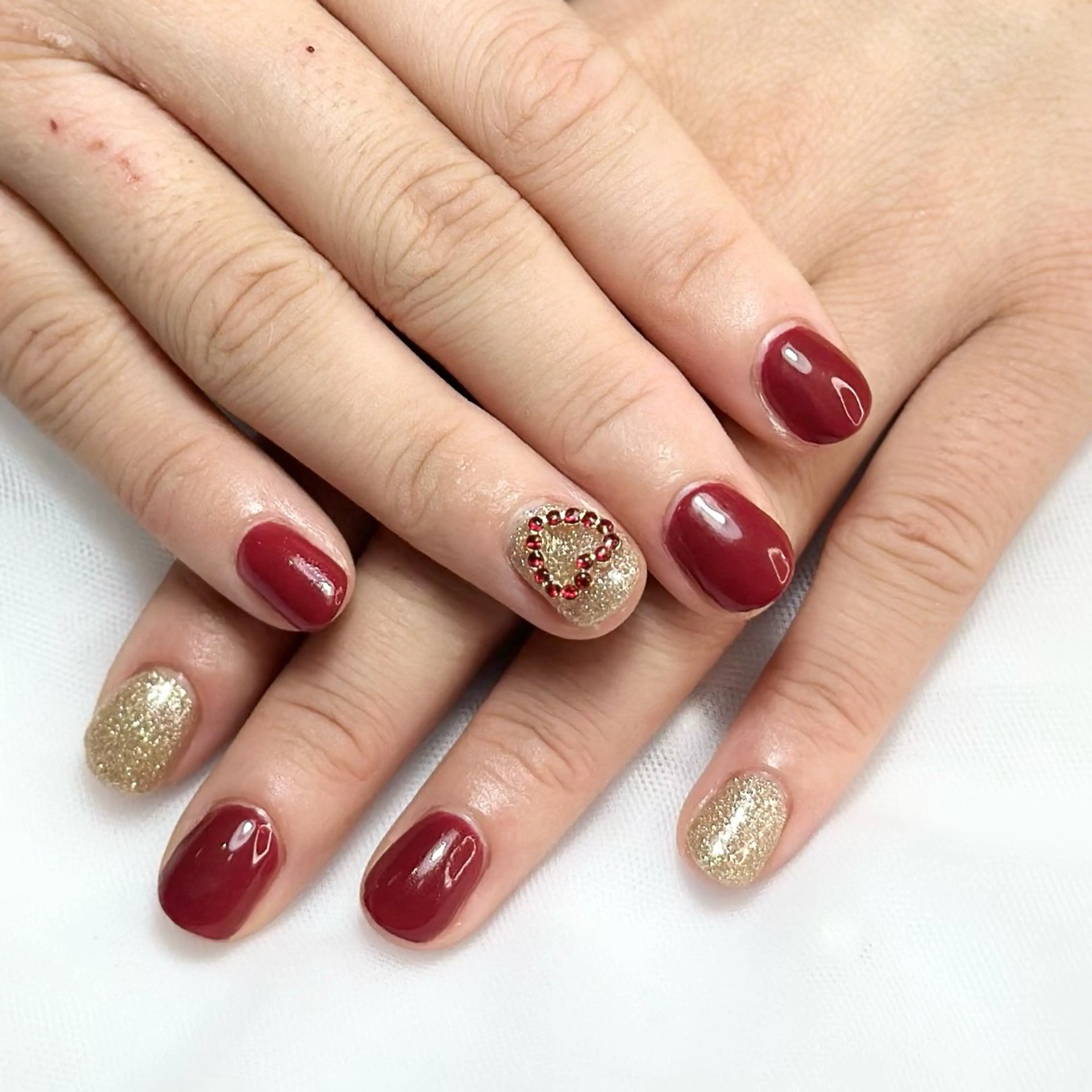 ネイル ストーンネイル ハンドネイル HAIR&MAKE POSH 日暮里のネイルデザイン