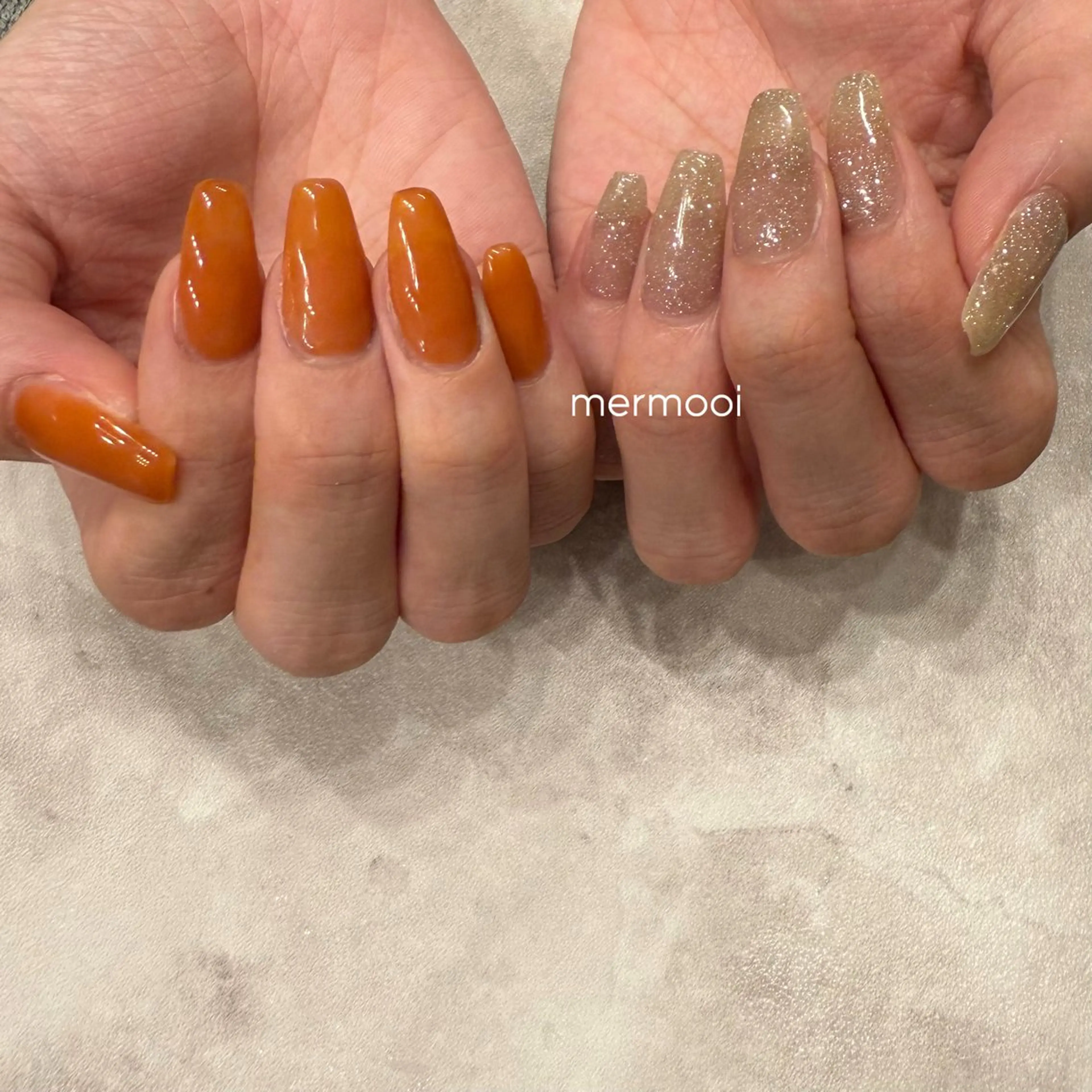 ネイル フラッシュネイル ジェルネイル キラキラネイル ワンカラーネイル オレンジ ハンドネイル mermooi nailのネイルデザイン