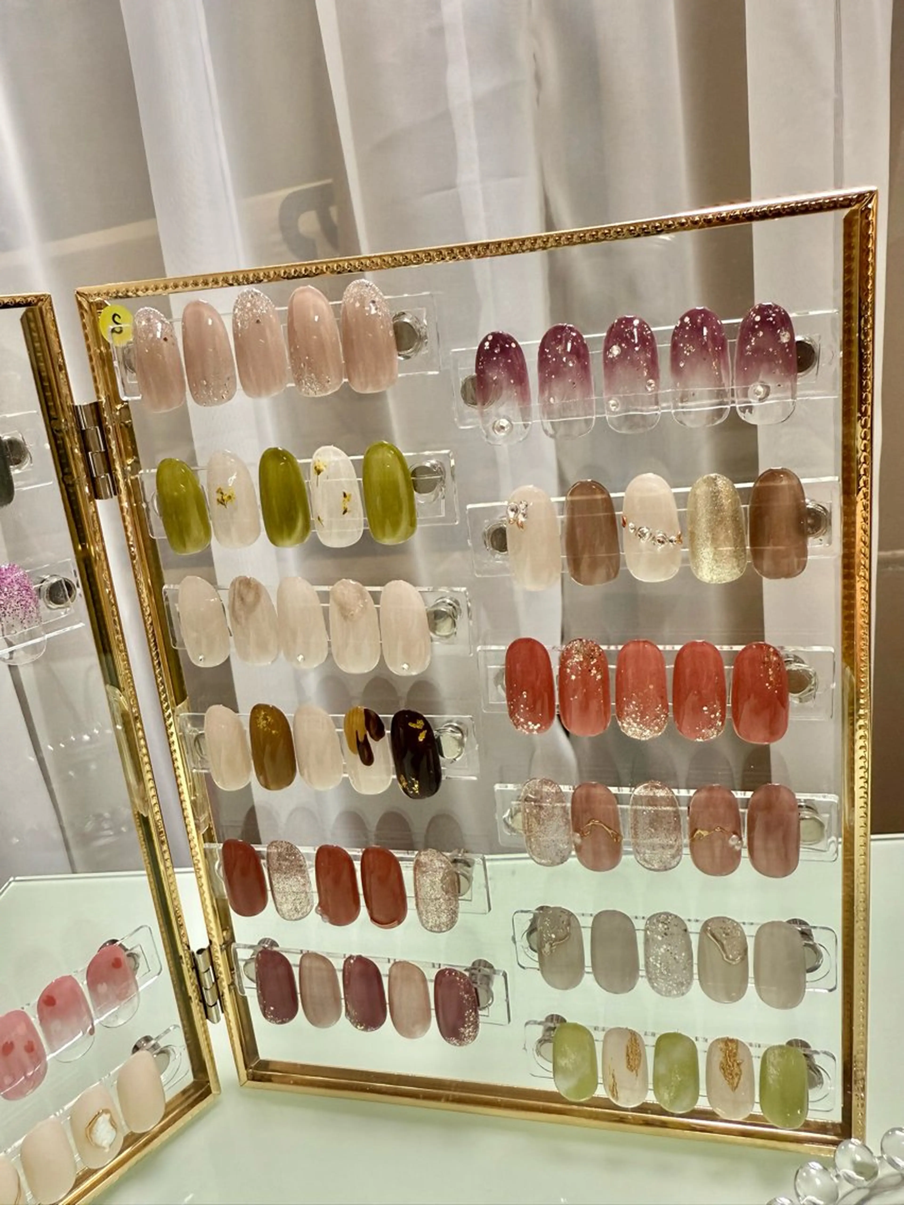 ネイル ハンドネイル ハンドケア Riziel 💅のネイルデザイン