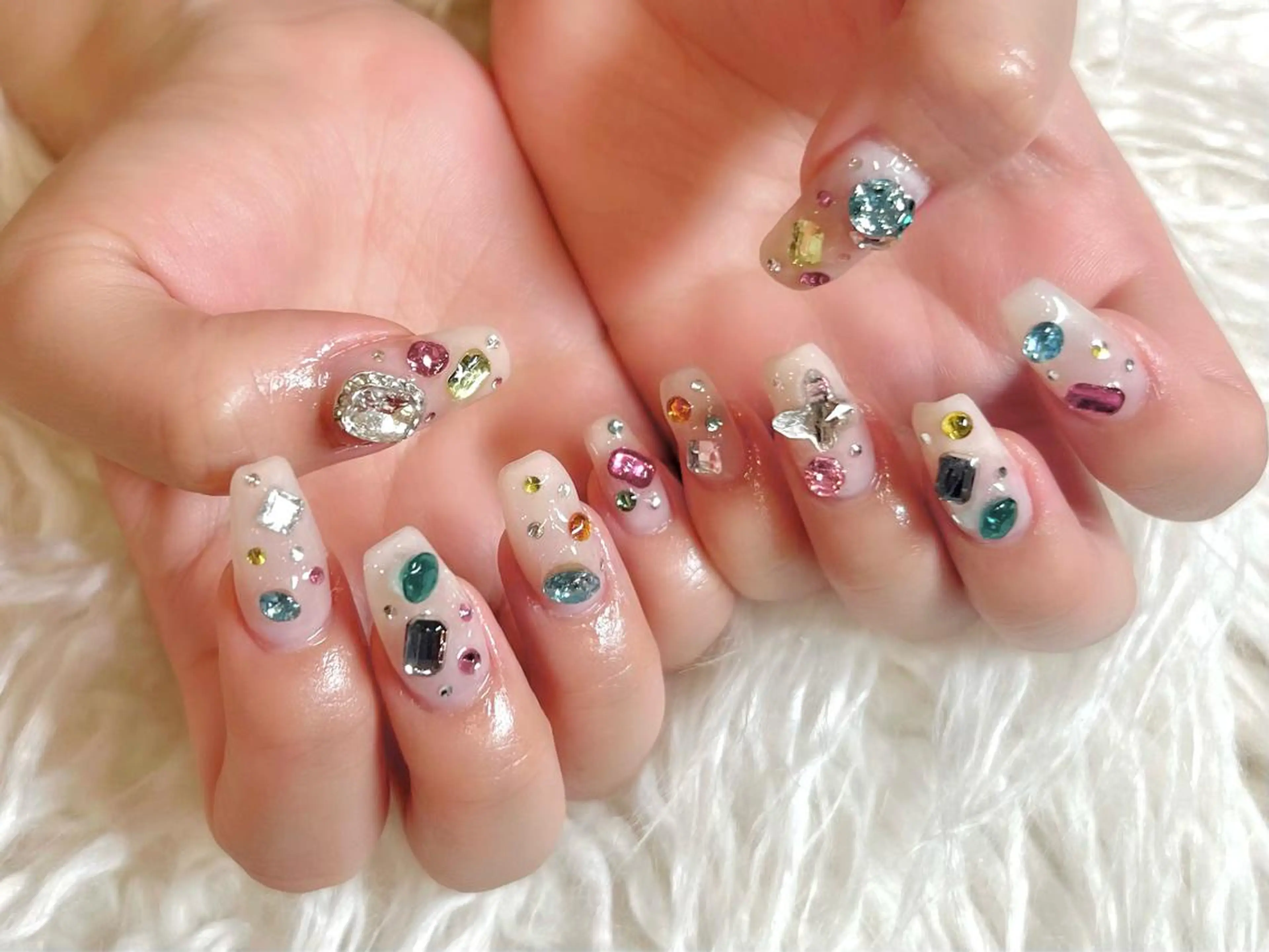 ネイル ONIKA Nail 青山通り店所属・ONIKA Nail 表参道A4🦋2分のネイルデザイン