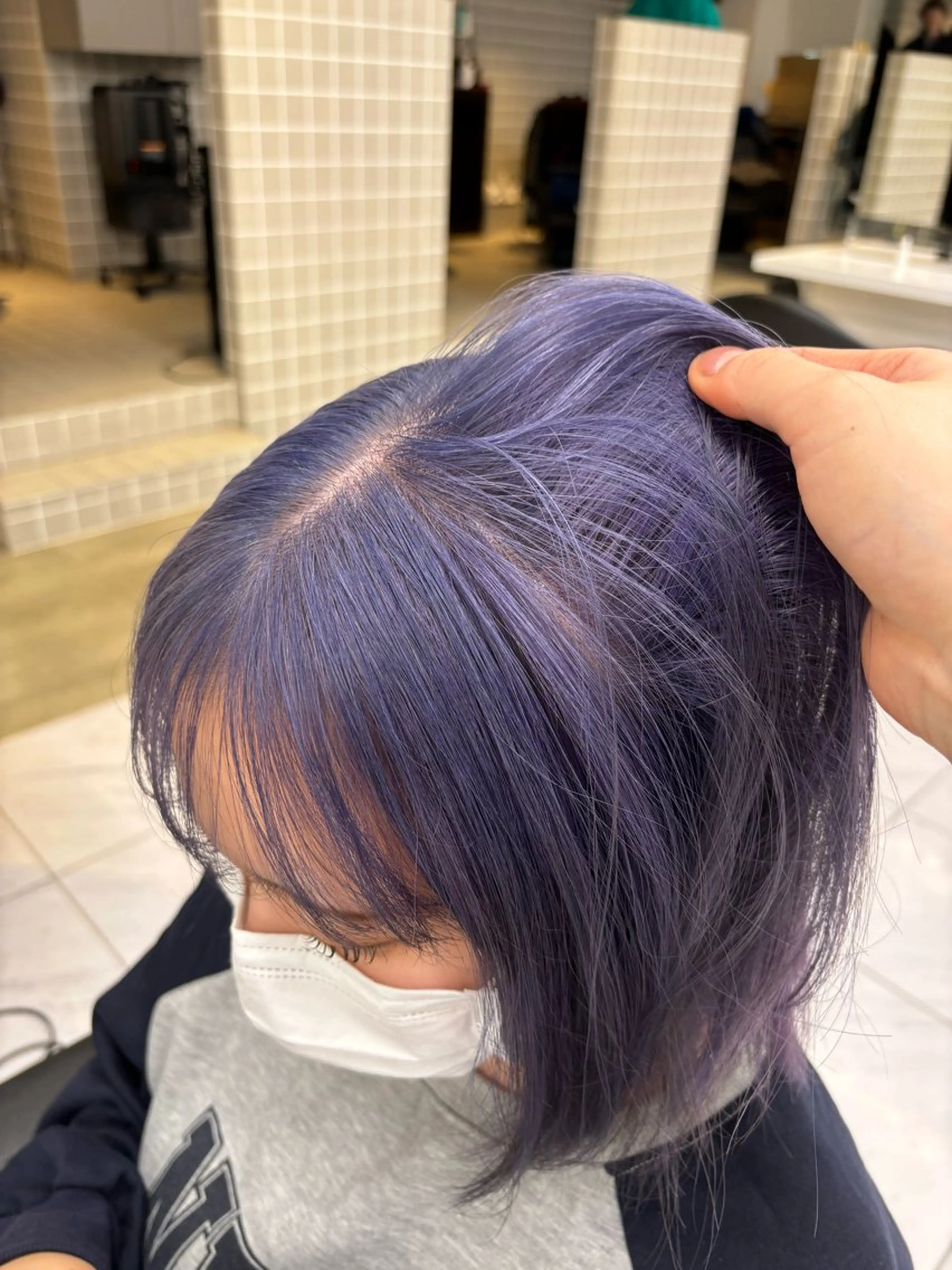 セミロング カラー 黒髪 ブルーカラー ブルーブラック ブルーラベンダー ラベンダーカラー ヘアカラー トリートメント ヘッドスパ ヘアセット 表参道ハッシュカット レイヤー/リノンのヘアスタイル