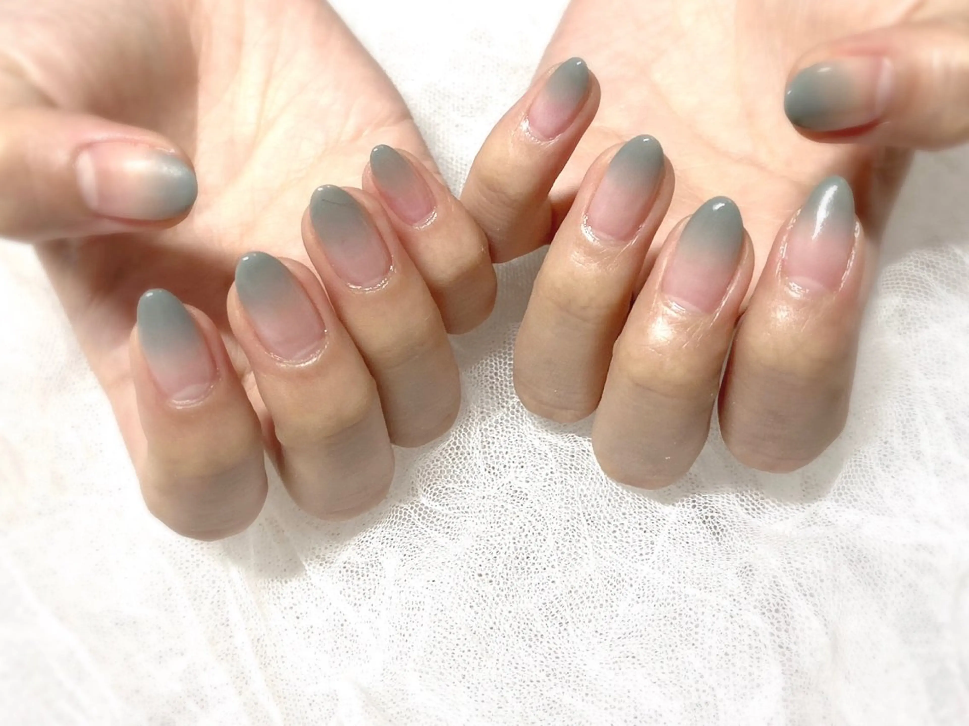ネイル グラデーション ハンドネイル nail salon slothのネイルデザイン