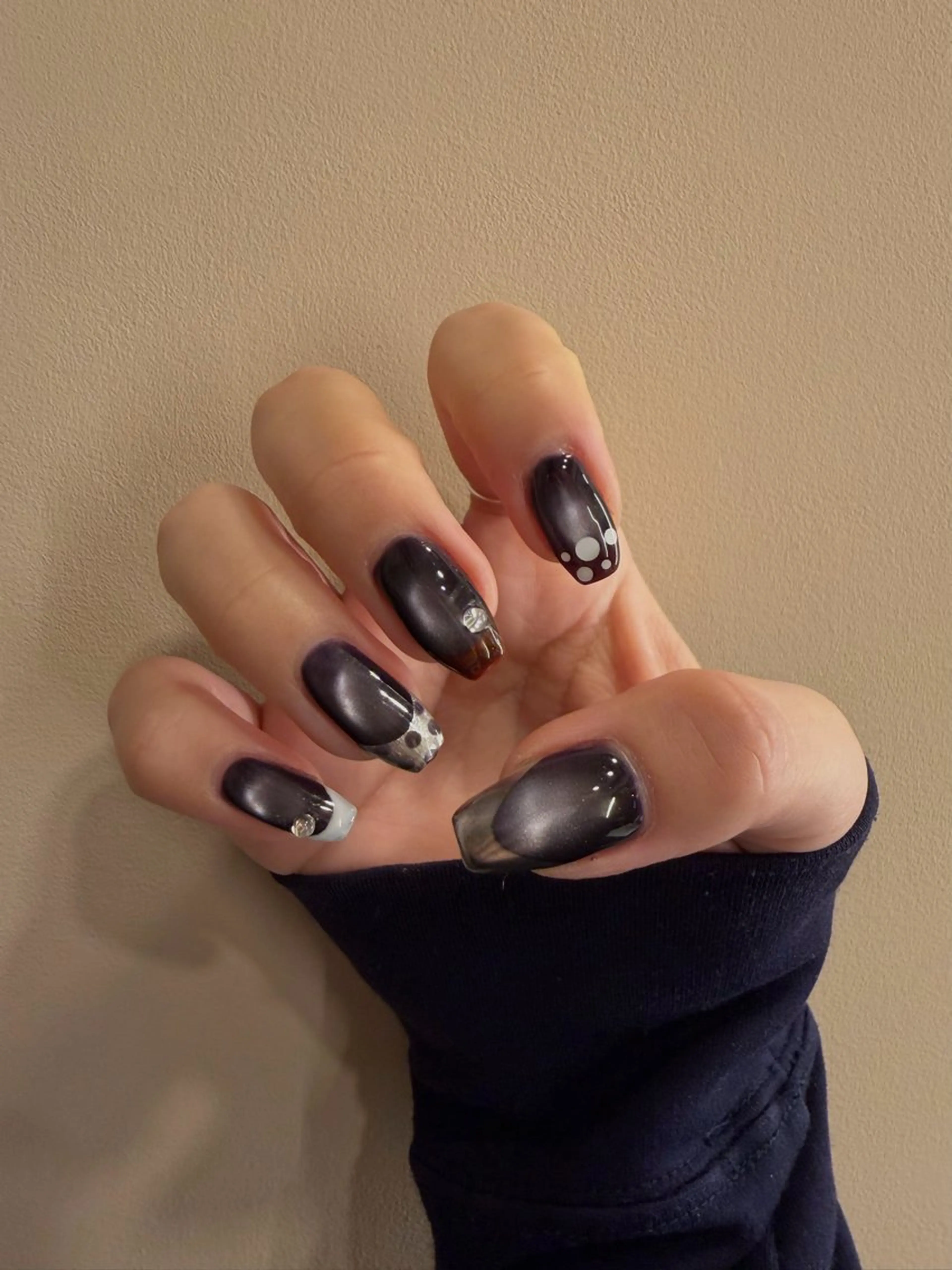 ネイル フレンチネイル マグネットフレンチ sususu駒澤大学 Azusaのネイルデザイン