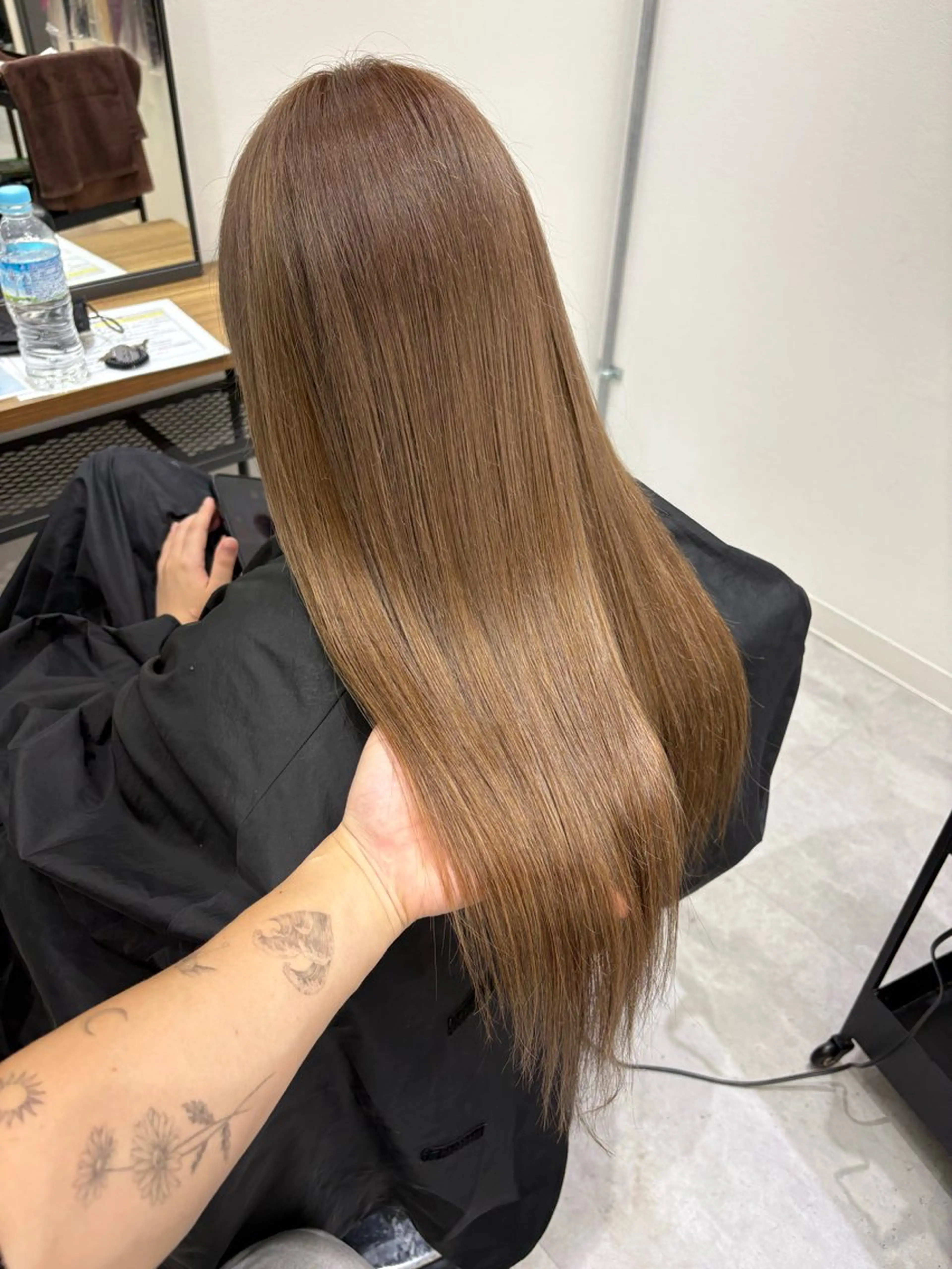 ロング カラー シールエクステ アッシュ アッシュブラウン ブラウンカラー エクステ ヘアカラー トリートメント エクステ KEISUKE🧡 NEXT池袋のヘアスタイル
