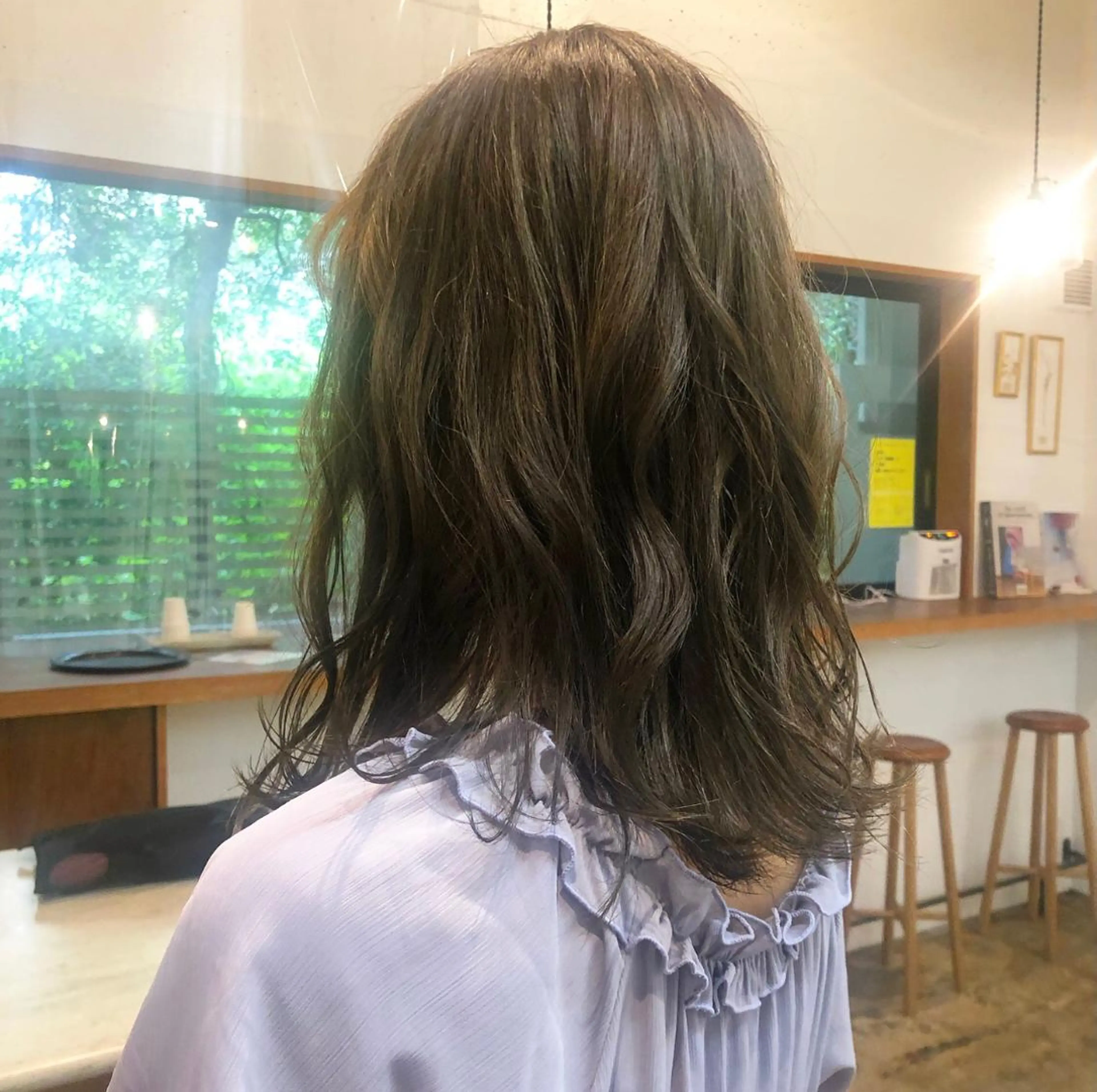 ミディアム KOCHAB所属・KOCHAB 中村穂風のヘアスタイル