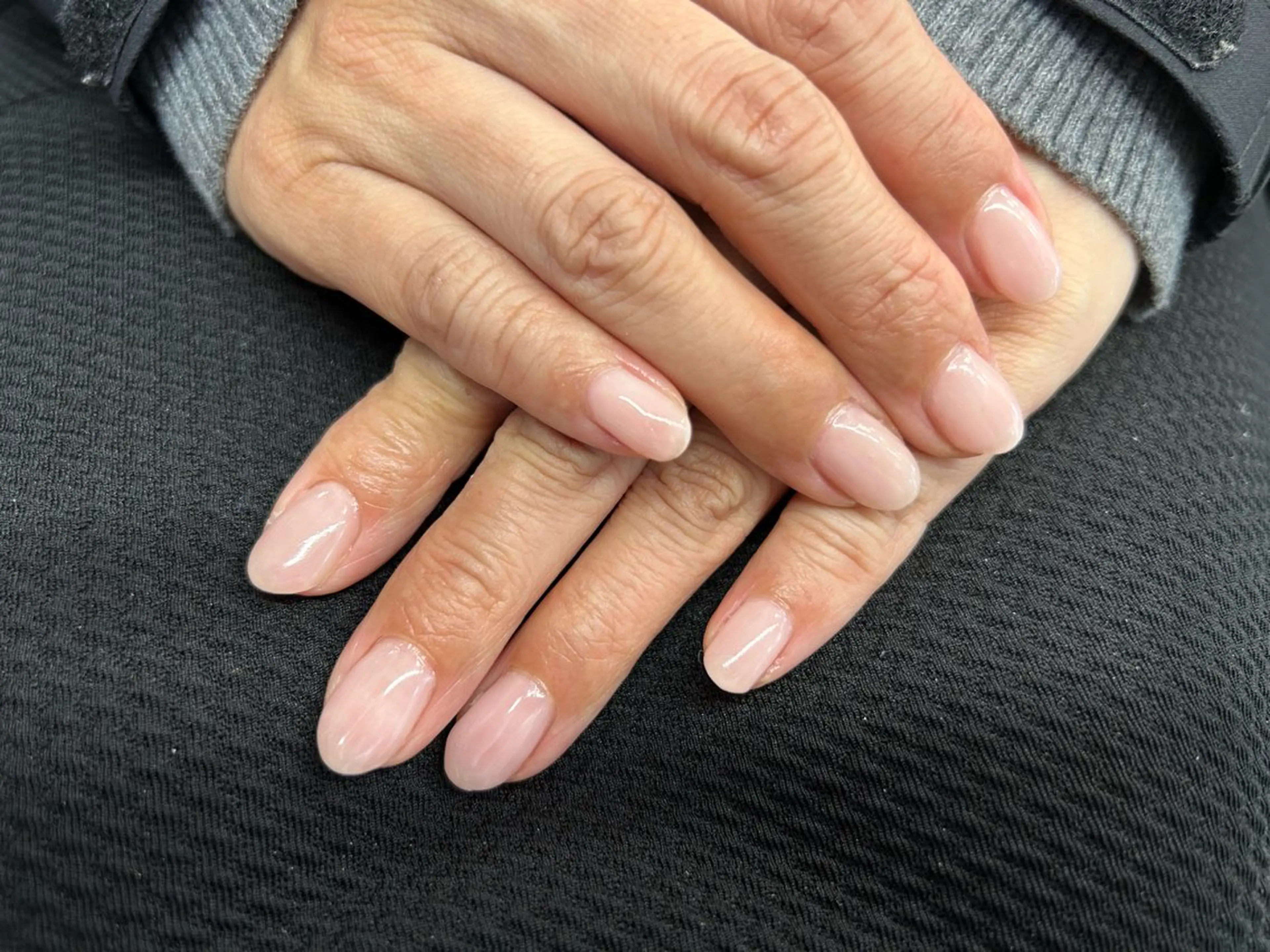 ネイル ワンカラーネイル ネイルサロンエーナイン平岡店所属・川畑 千璃のネイルデザイン