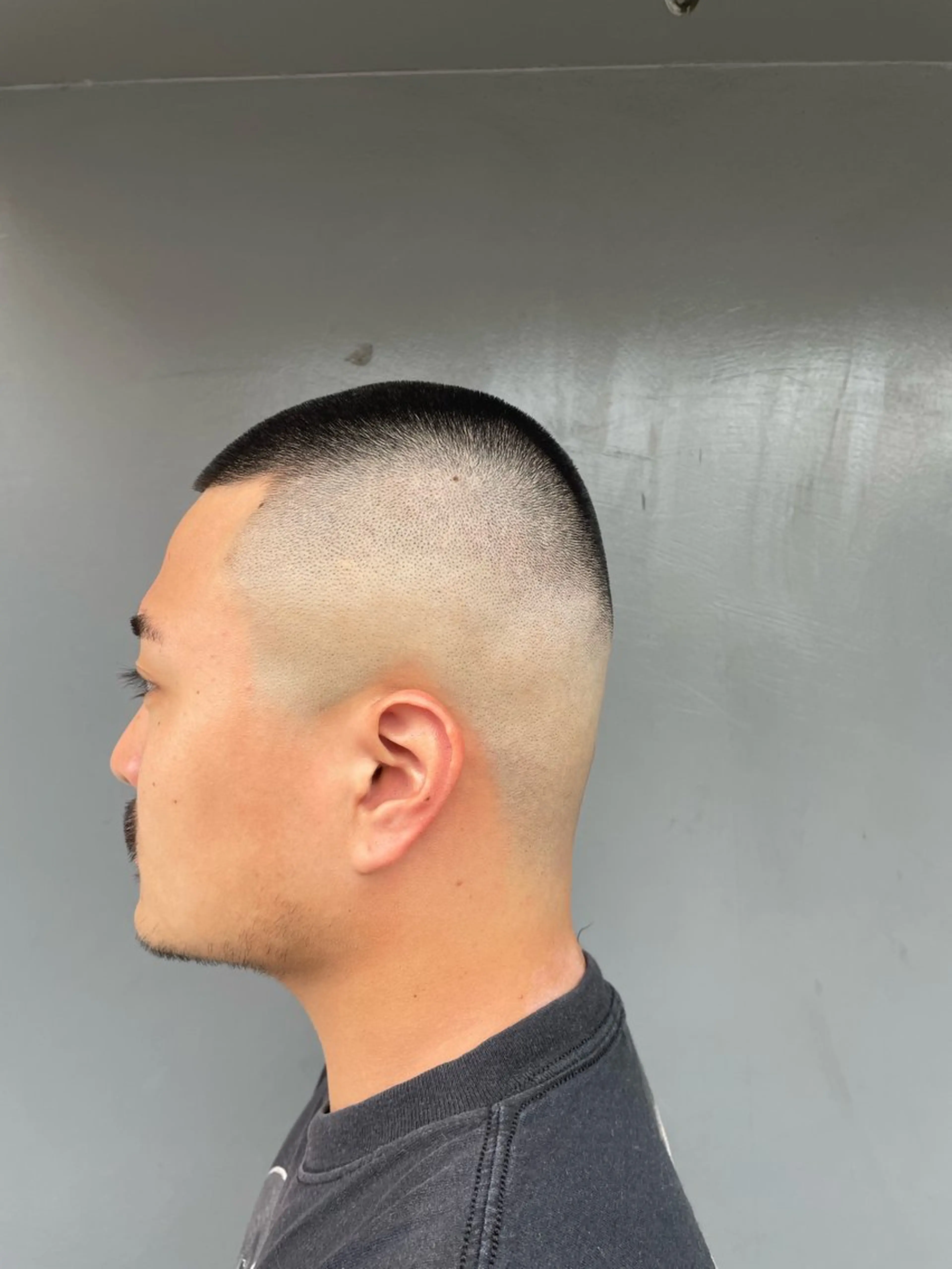 ショート メンズ フェードカット FADE&LINE登戸店所属・🔥メンズ専門 美容師🔥 柳澤陵心のヘアスタイル
