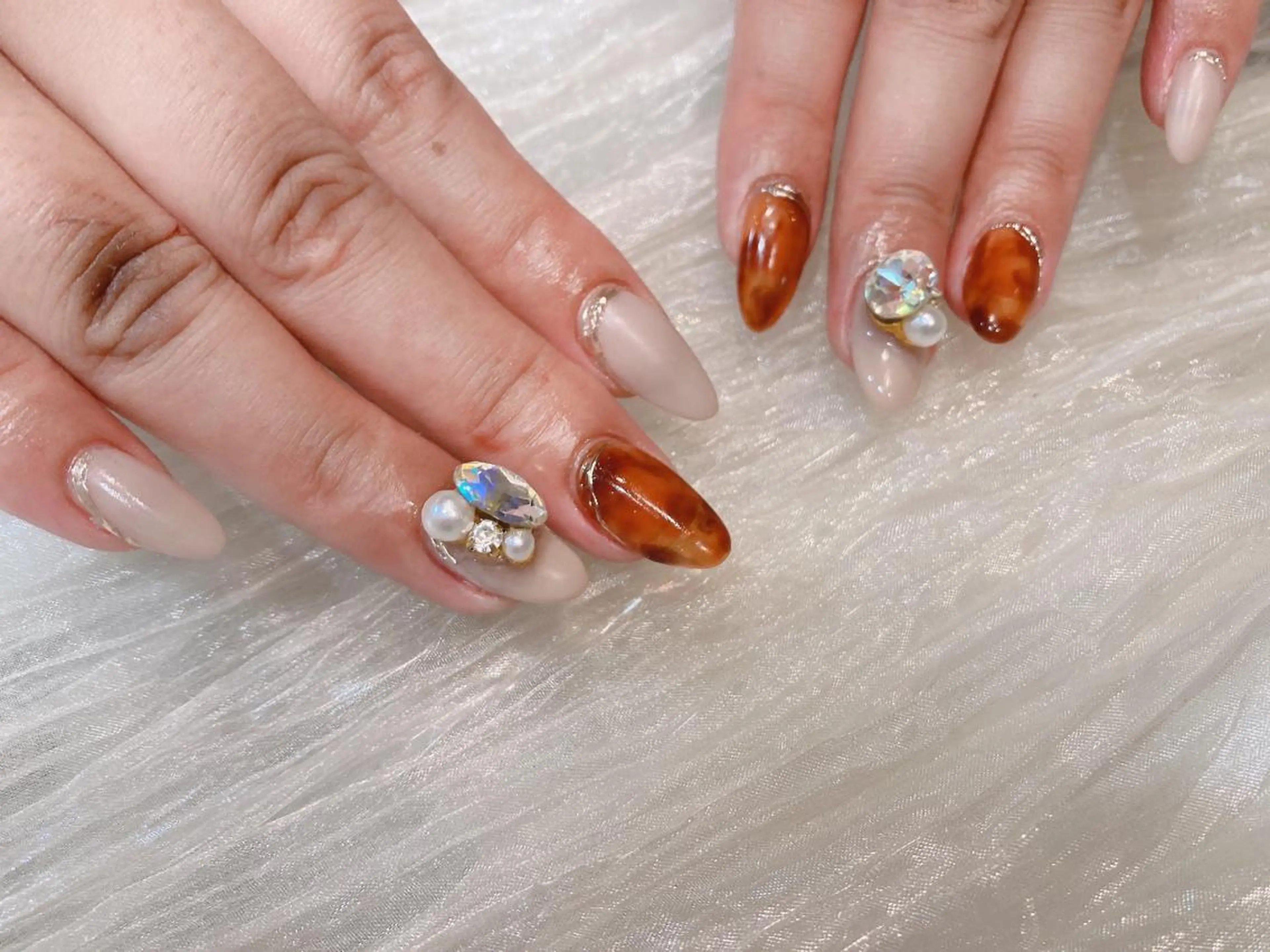 ネイル べっ甲ネイル 持ち込み nail salon MARNI（ﾏﾙﾆ）のネイルデザイン