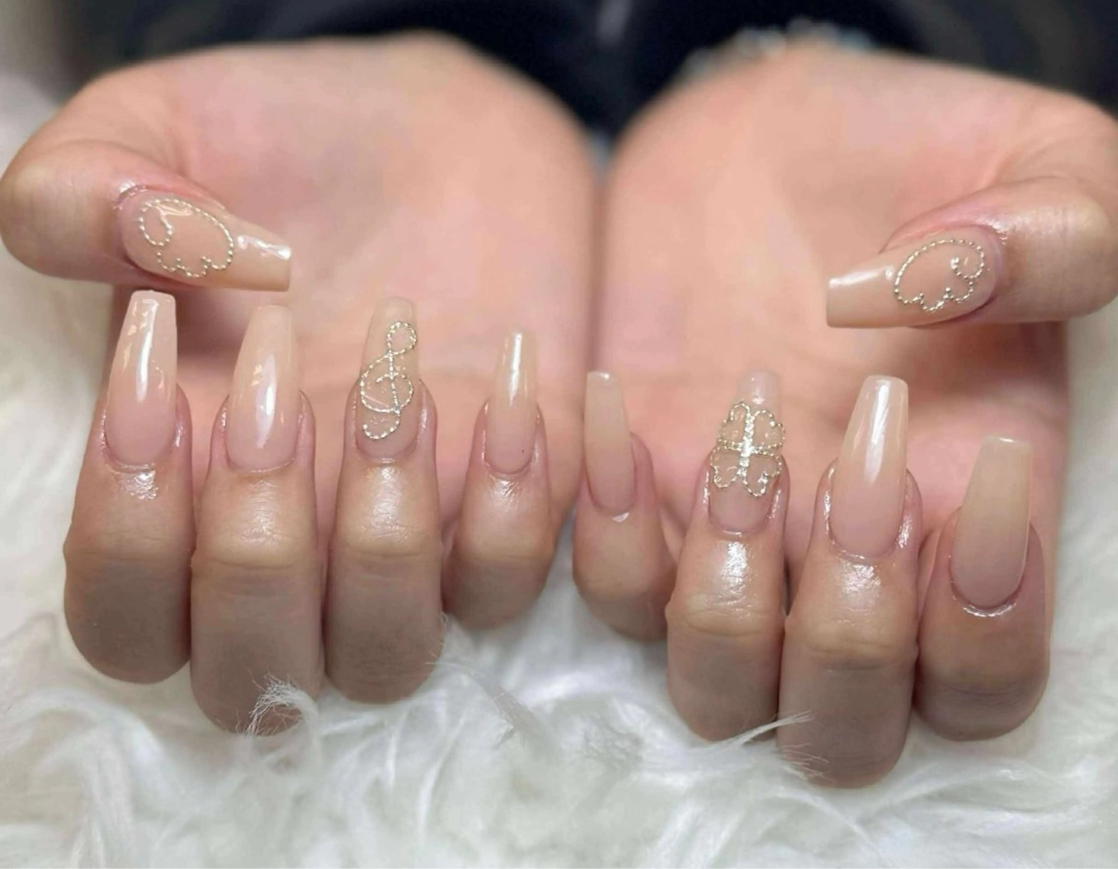 ネイル チークネイル 長さ出し フットネイル マグネットネイル 持ち込み ハンドネイル ANH NAIL ゴテゴテ専門店💎のネイルデザイン