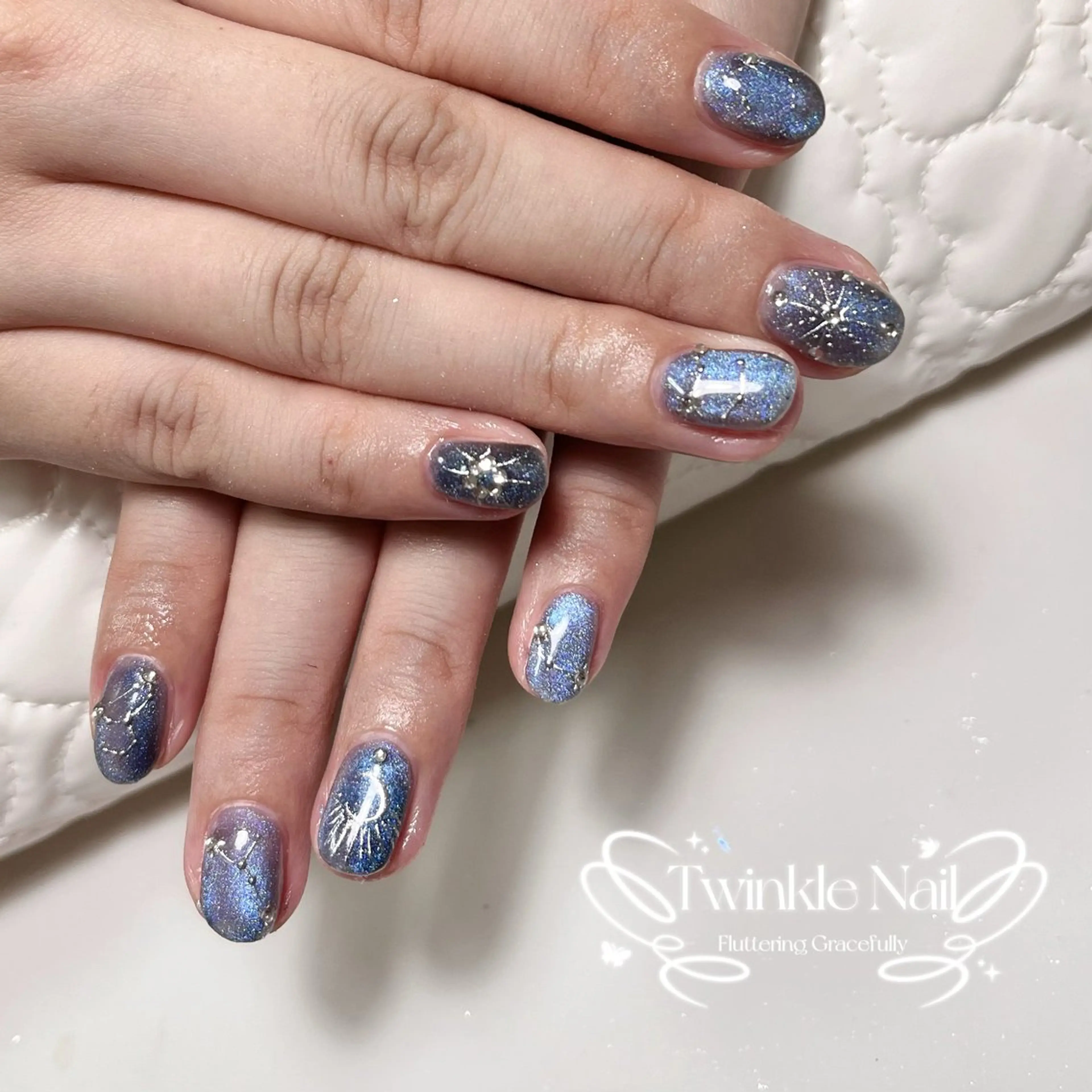 ネイル キラキラネイル マグネットネイル Twinkle Nail Kuboのネイルデザイン