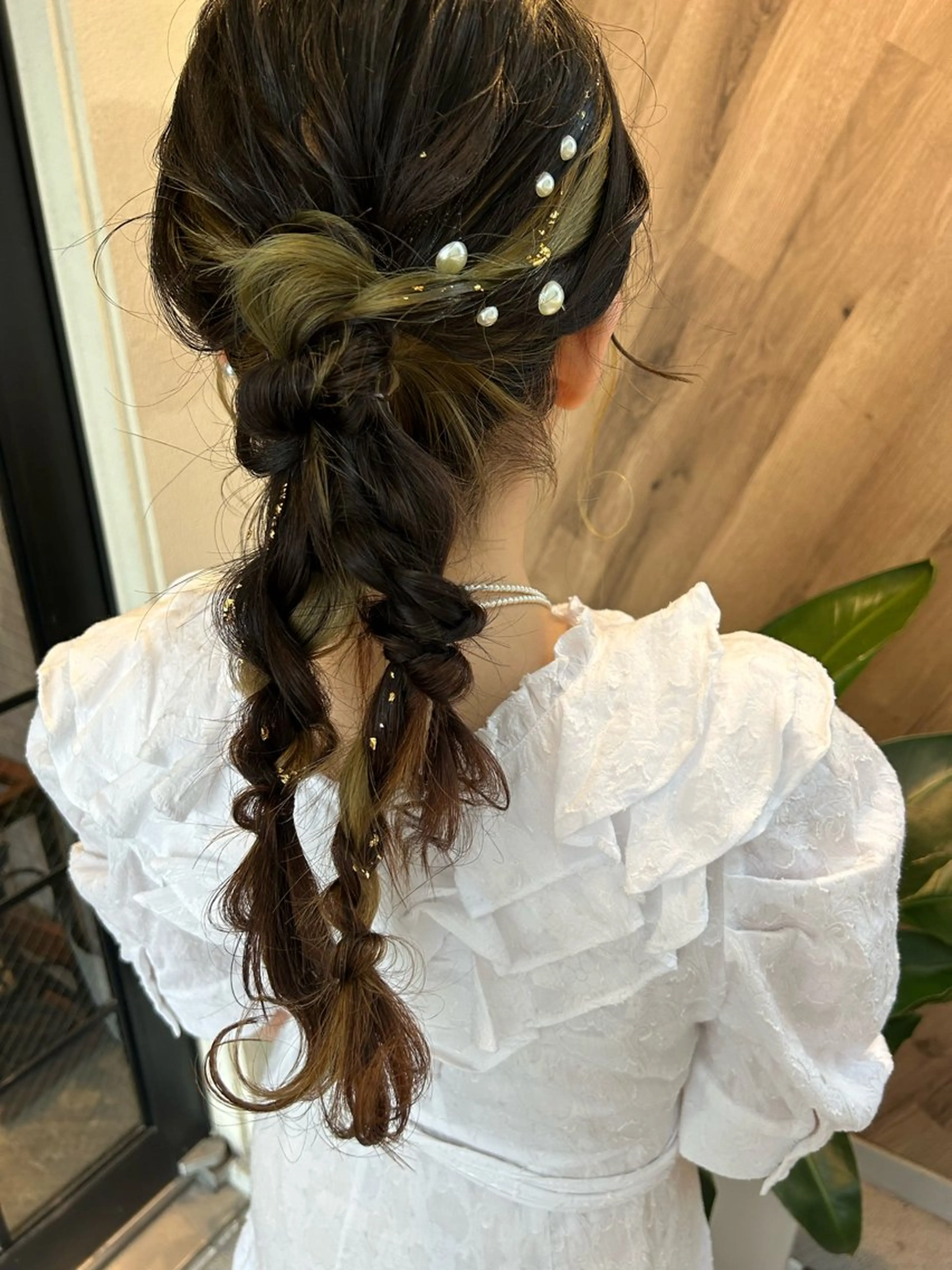 ロング ヘアアレンジ ポニーテール 飯塚 沙衣のヘアスタイル