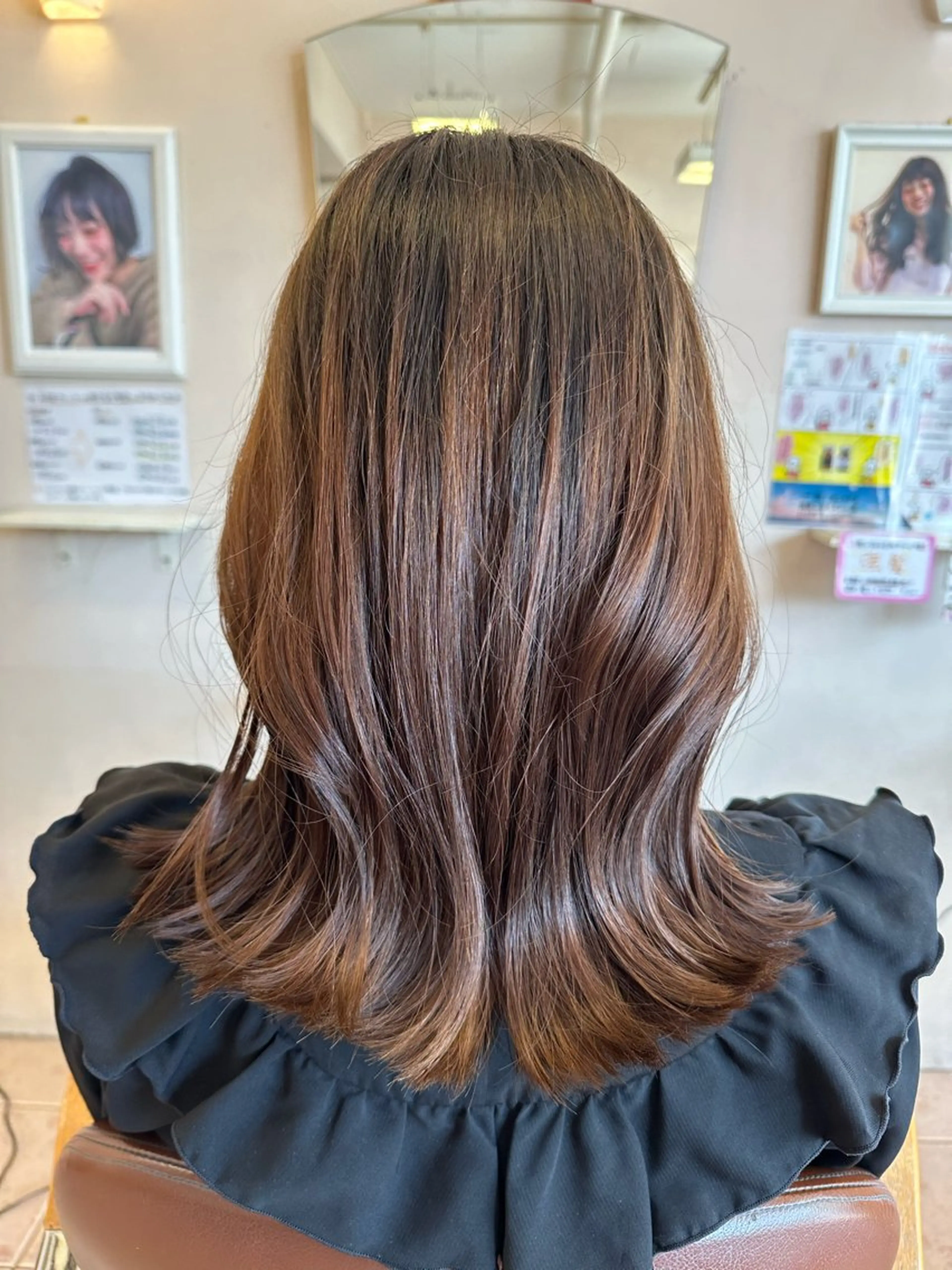 ミディアム 福山 凪沙のヘアスタイル
