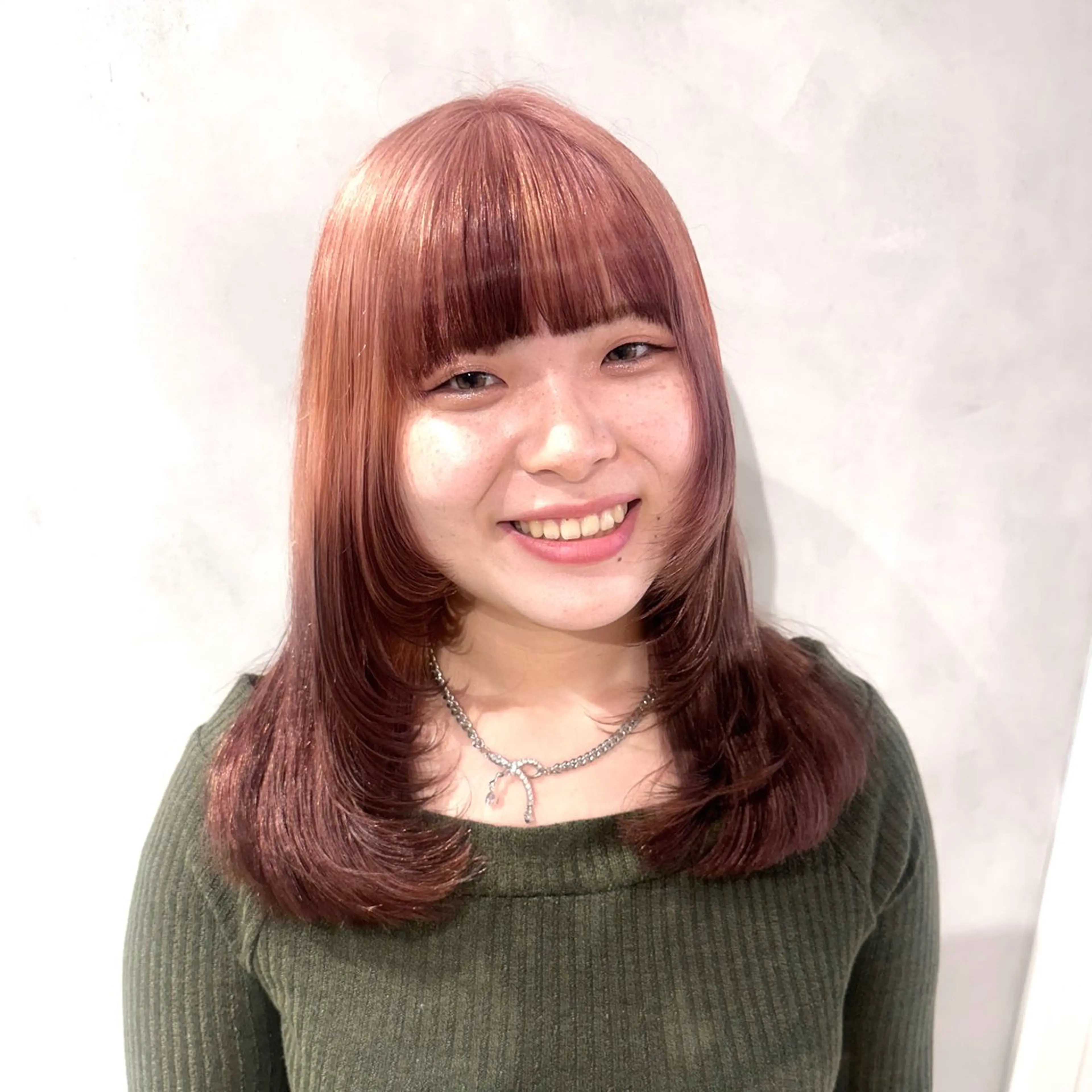 カラー カット ヘアカラー トリートメント デザインカラー/パー マ🦖外岡咲希🦖のヘアスタイル