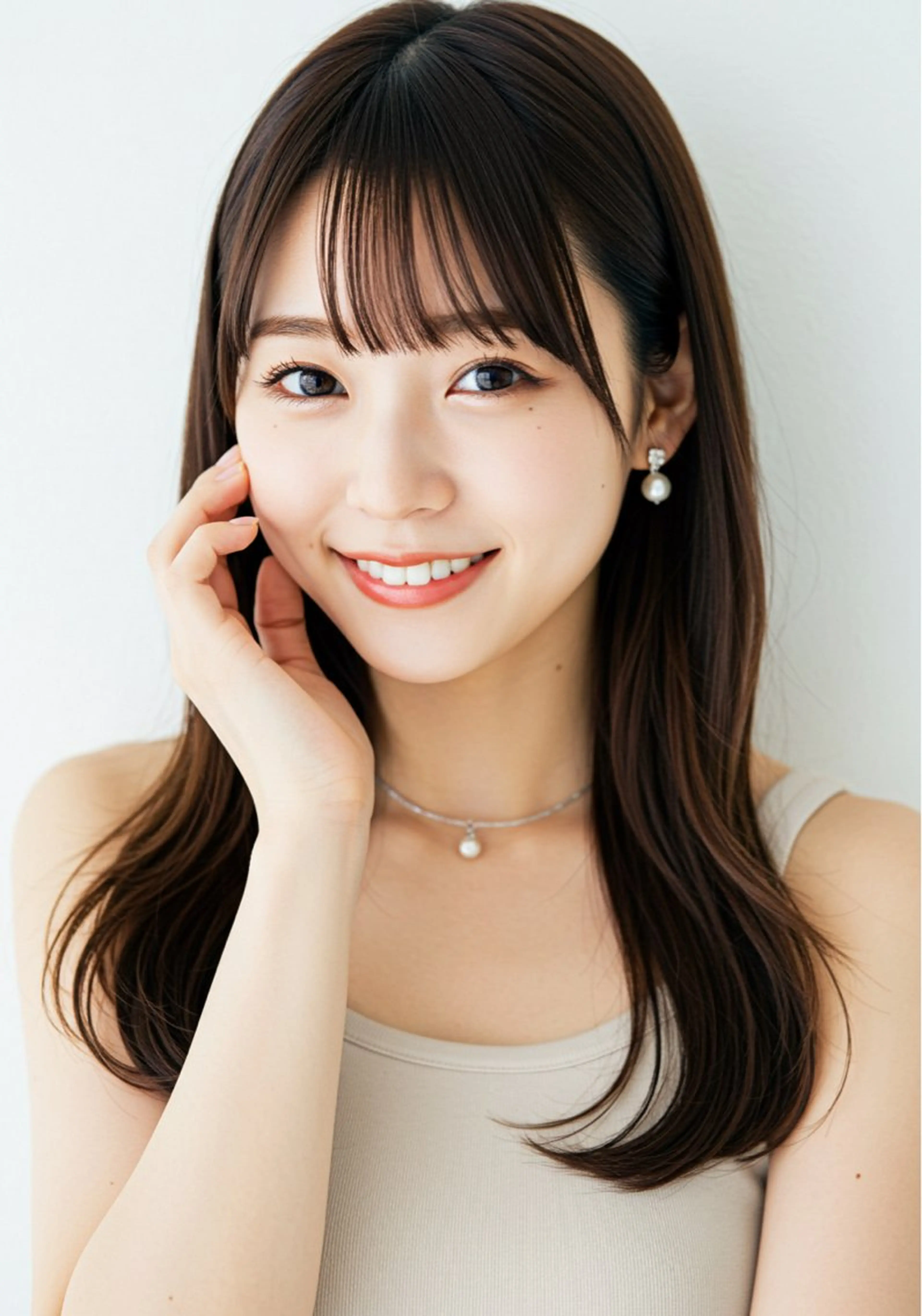 セミロング カラー ミモト ユウキのヘアスタイル