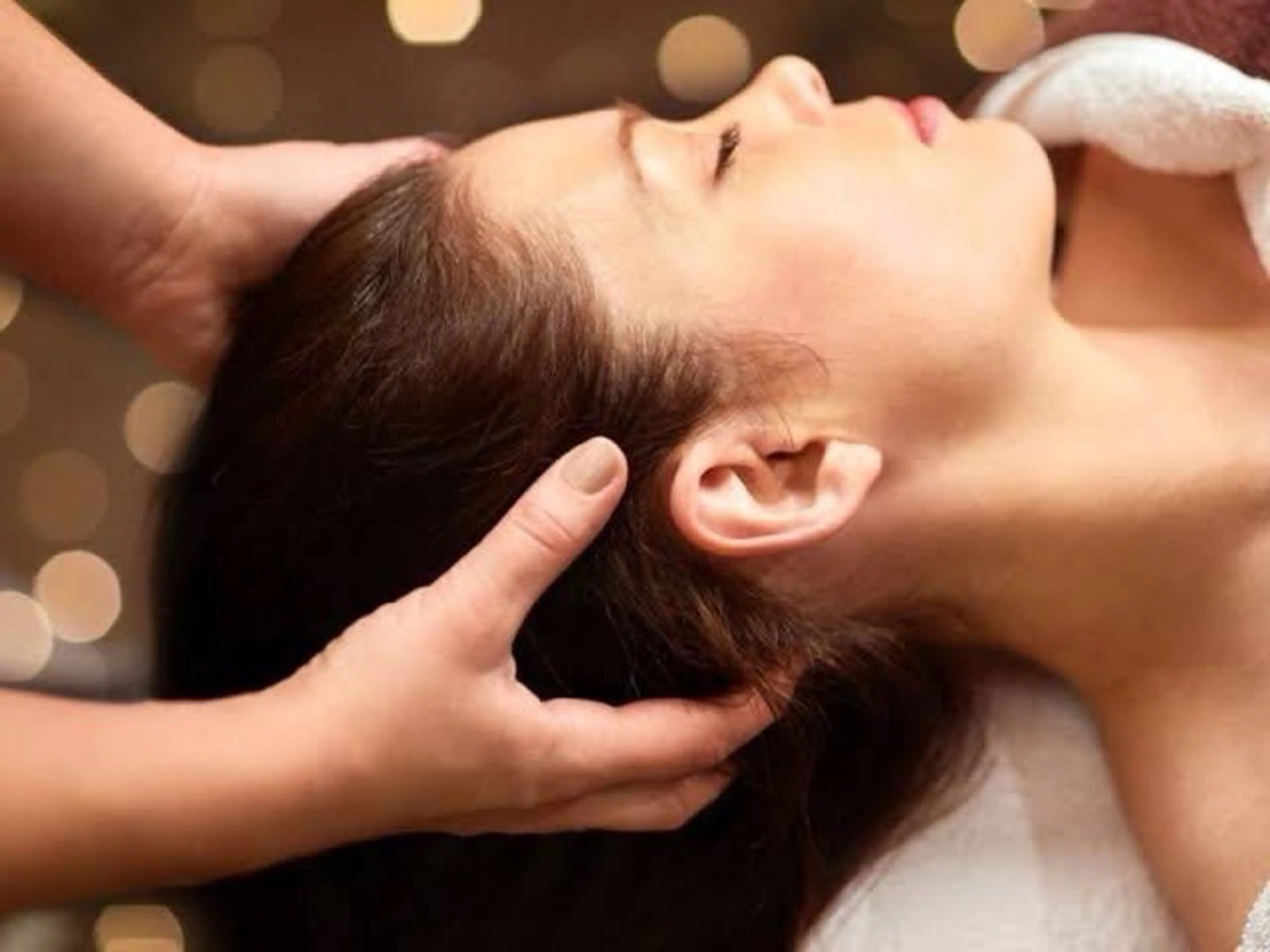 【デコルテ➕ヘッドスパ💆🏻‍♀️50分】極上の癒しコリ,頭痛,眼精疲労,不眠等のお悩みを一度お聞かせください🤲の写真