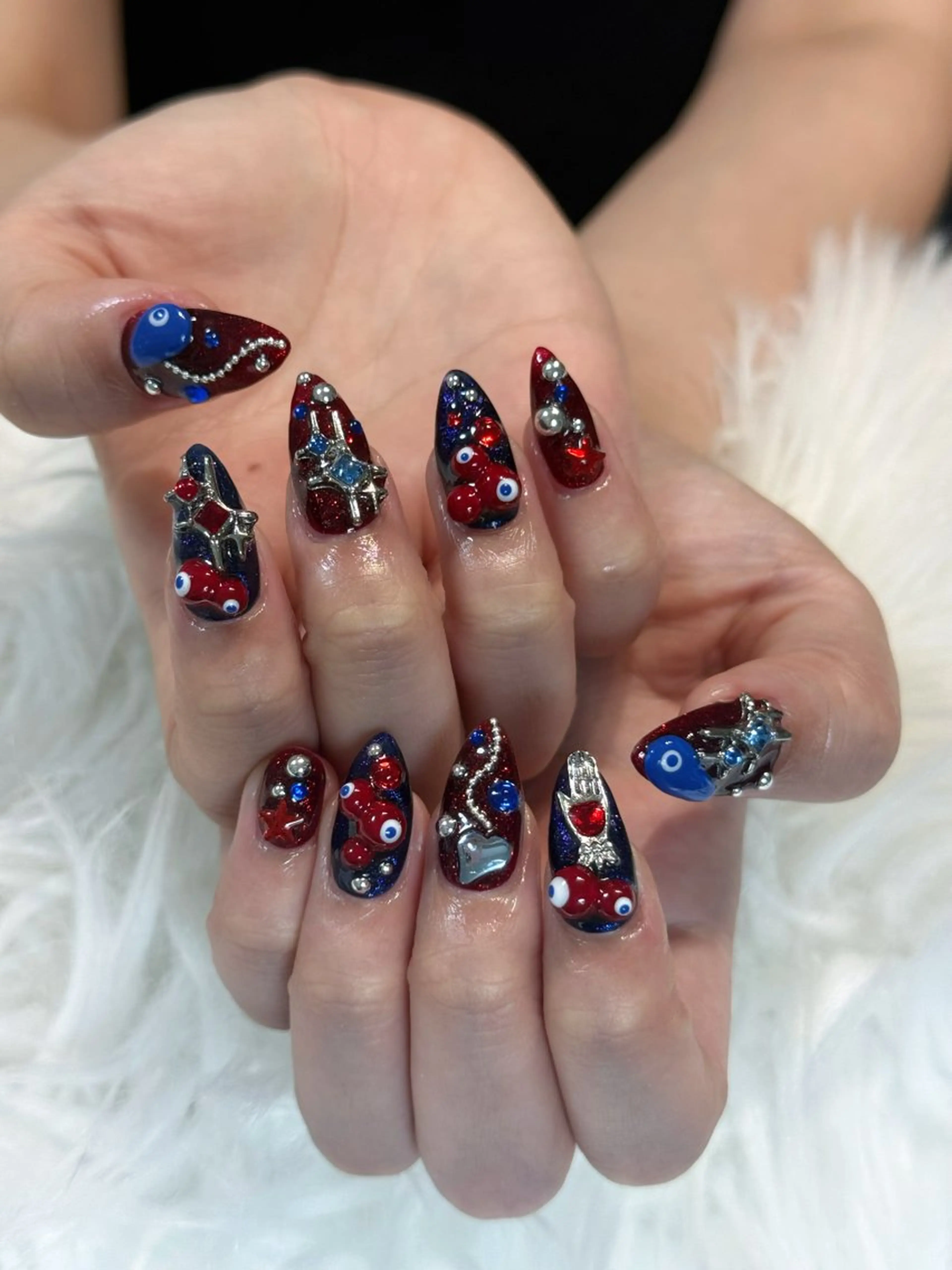 ネイル フレンチネイル ジェルネイル キラキラネイル 韓国ネイル マグネットネイル ハンドネイル Julli nail studio所属・Julli NailStudioのネイルデザイン