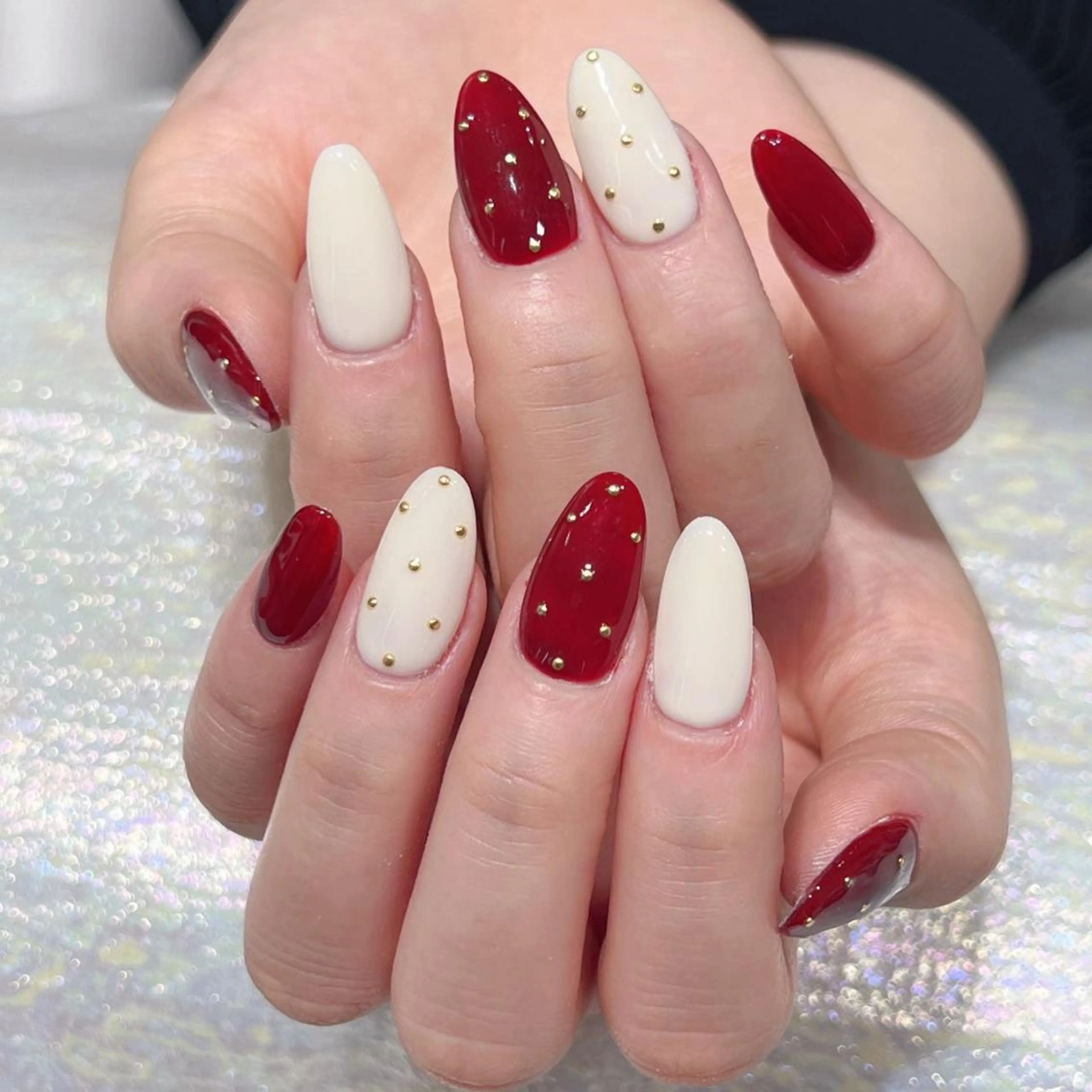 ネイル 長さ出し ネイルチップ Queens テイのネイルデザイン