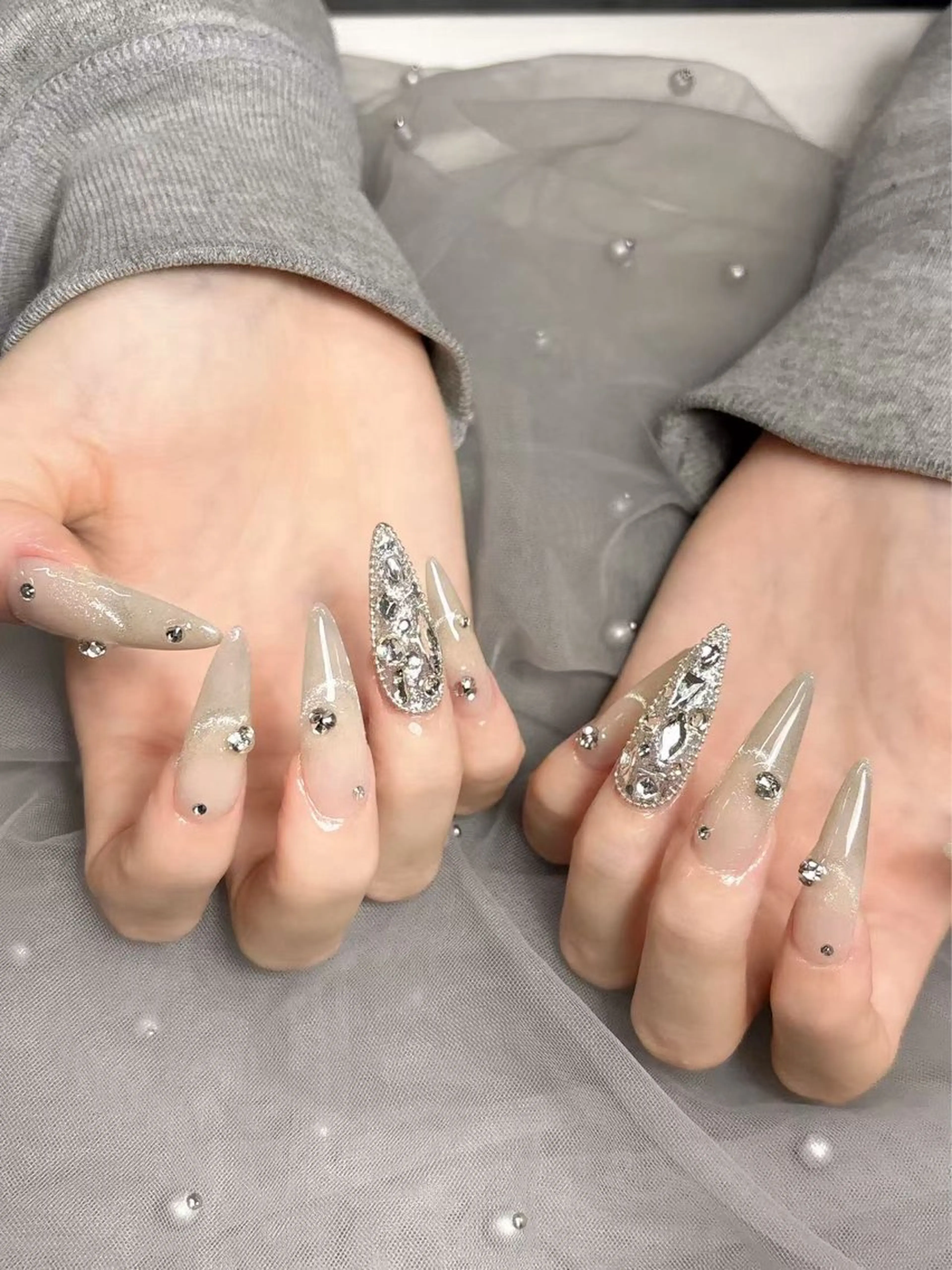 ネイル W &nail所属・Lu miのネイルデザイン