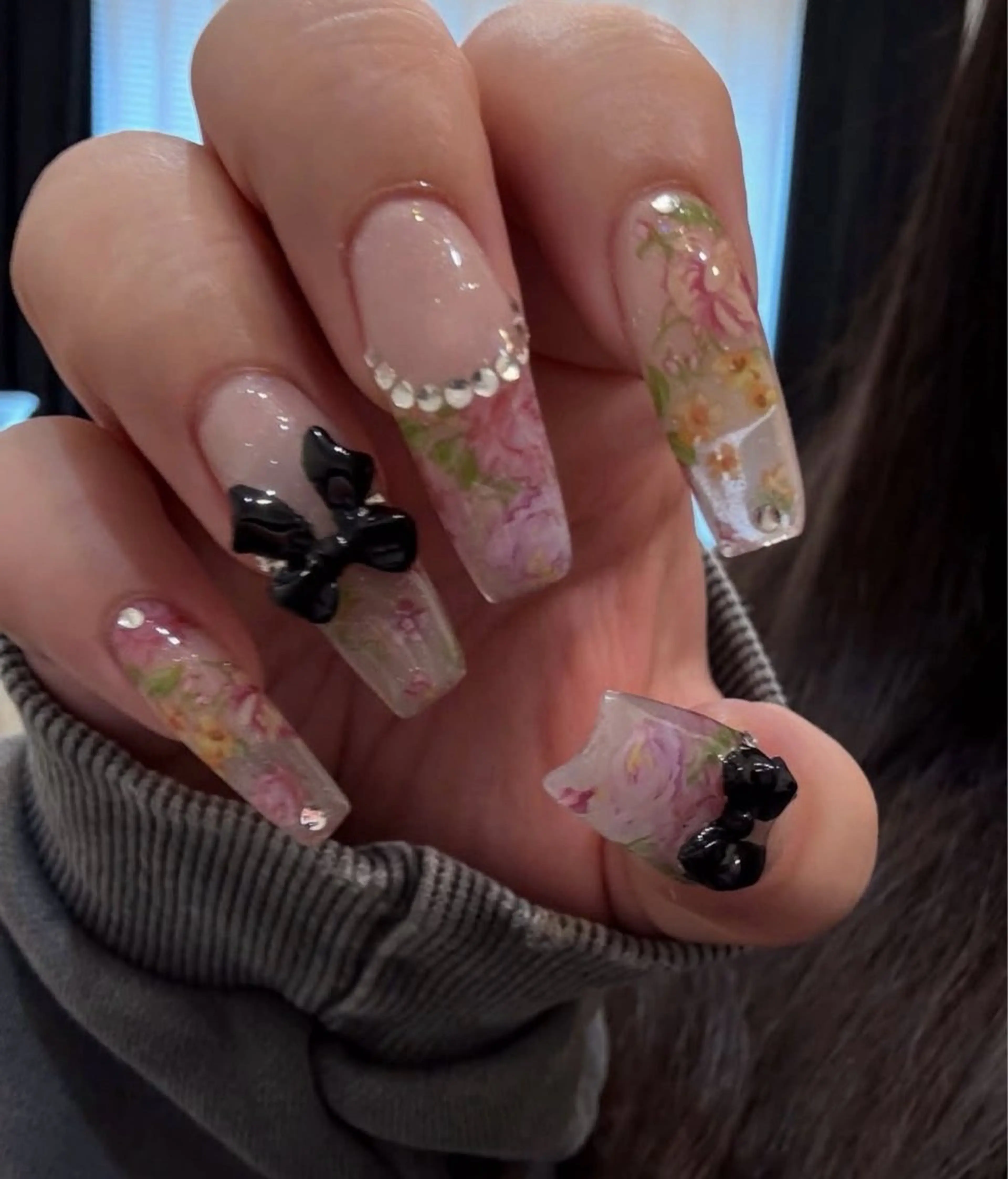 ネイル ハンドネイル ハンドケア ハッシュレイヤー/ ハイトーン/senaのヘアスタイル