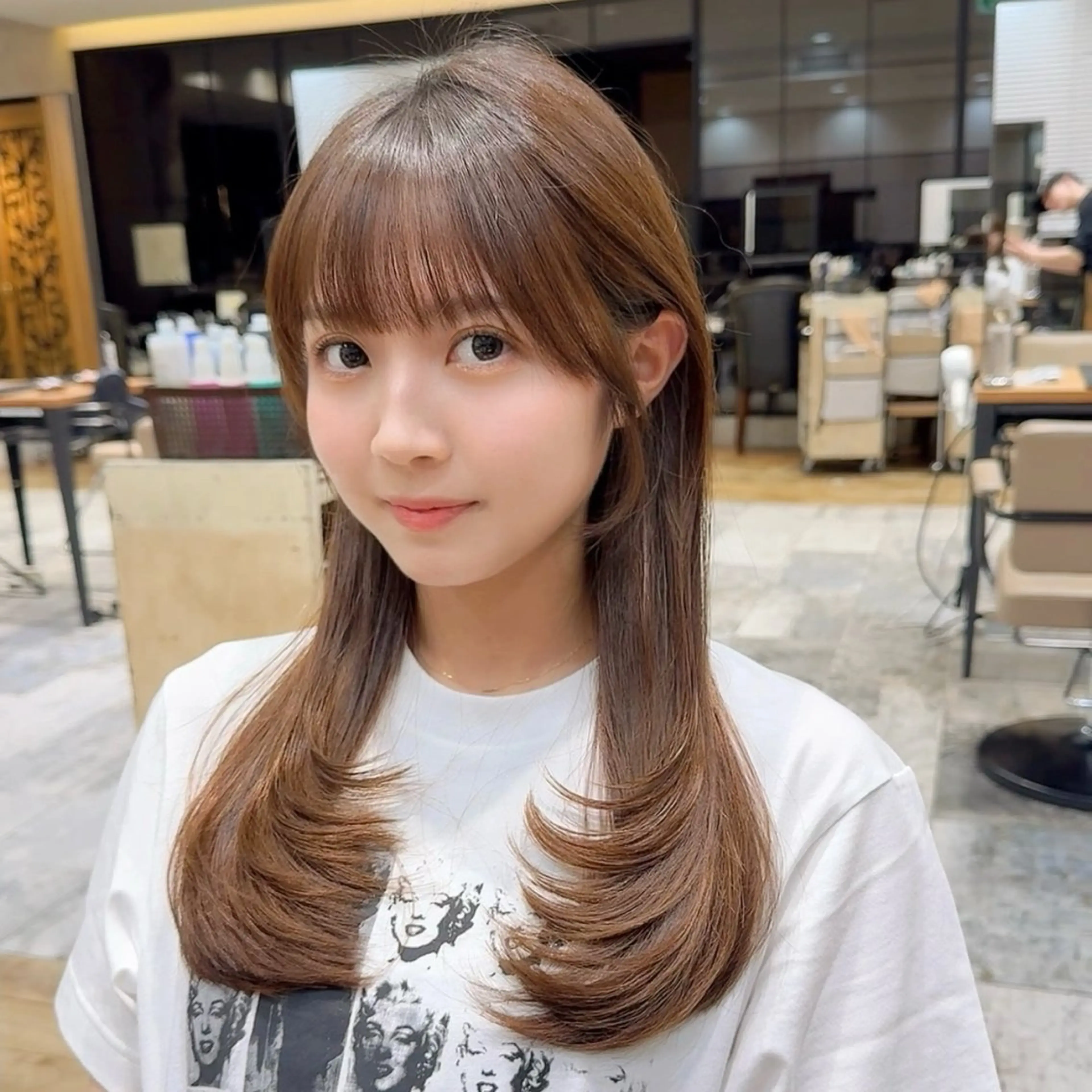 ロング カット トリートメント 新宿/レイヤー 顔周りカット溝手優太のヘアスタイル