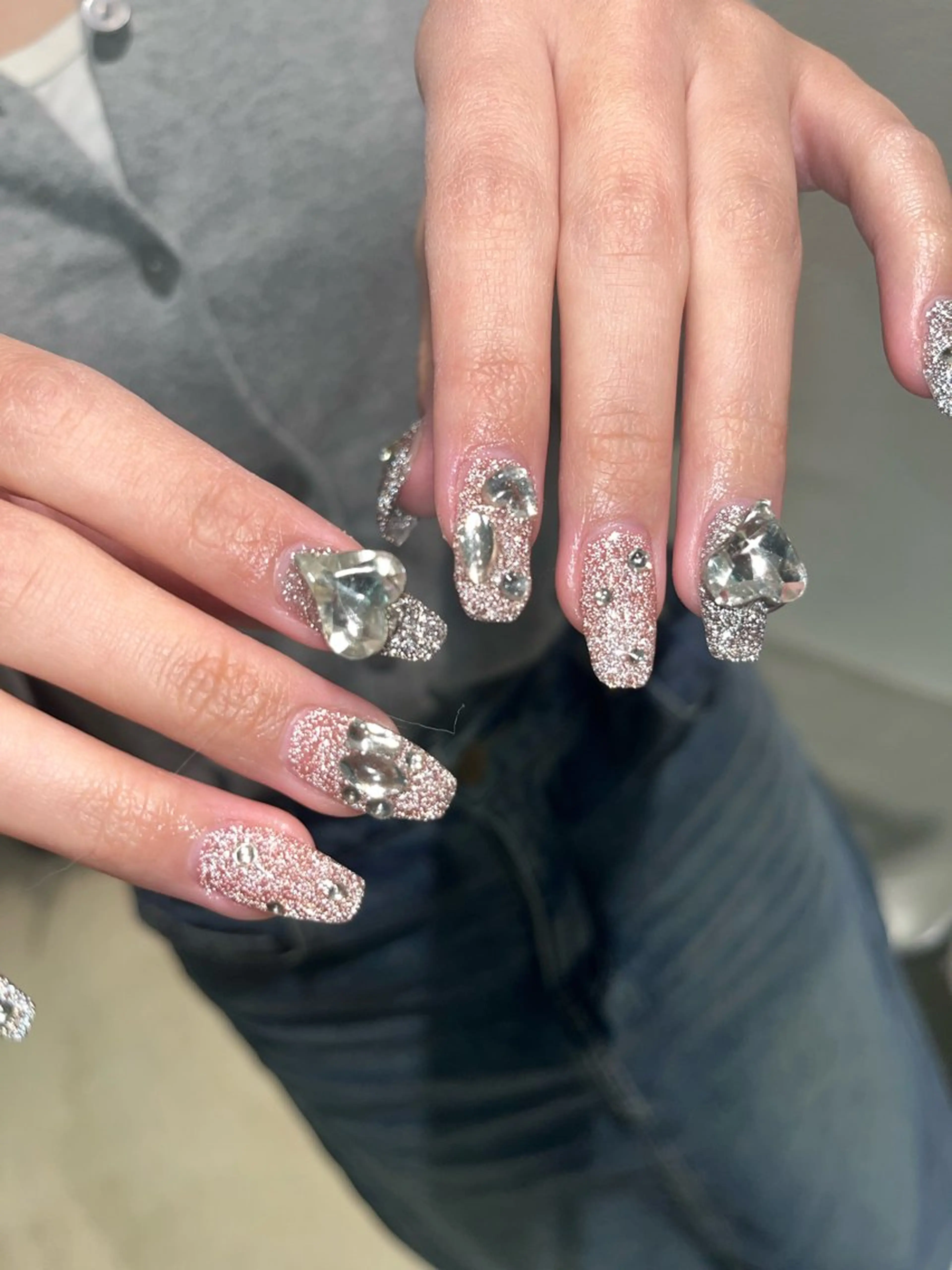 セミロング NAIL SALON FLOR所属・キラキラネイル/ 韓国ネイルMAKIのネイルデザイン